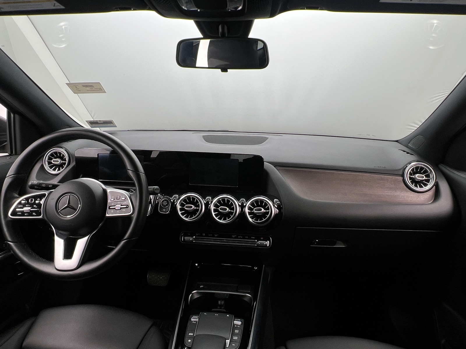 Thumbnail: 2021 Mercedes-Benz GLA - 2