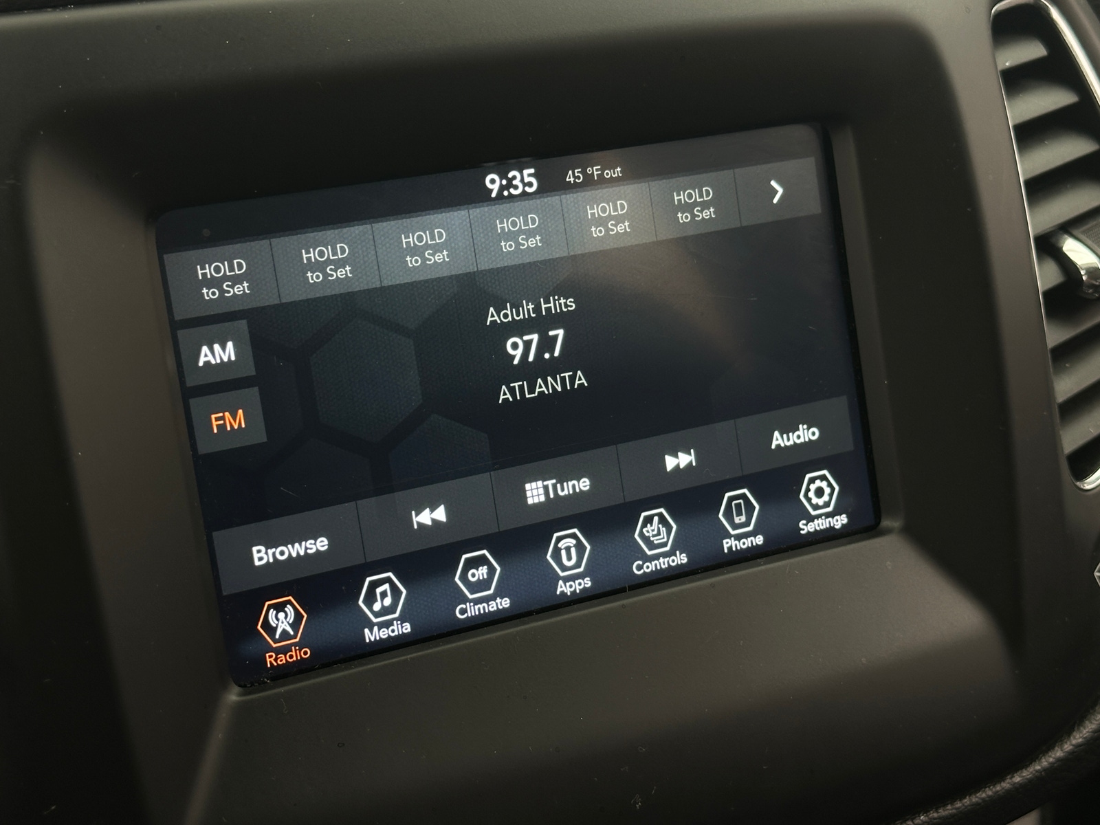 Thumbnail: 2021 Jeep Compass - 4