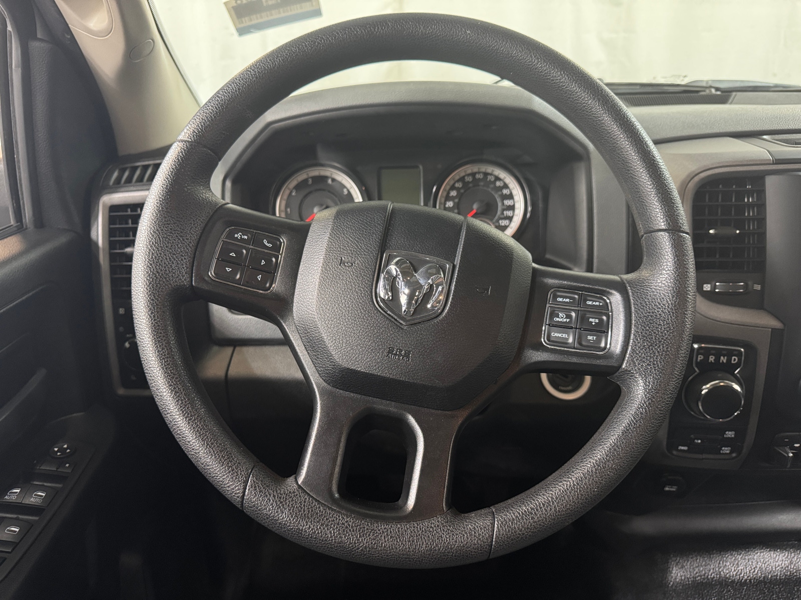 Thumbnail: 2020 RAM 1500 Classic - 5