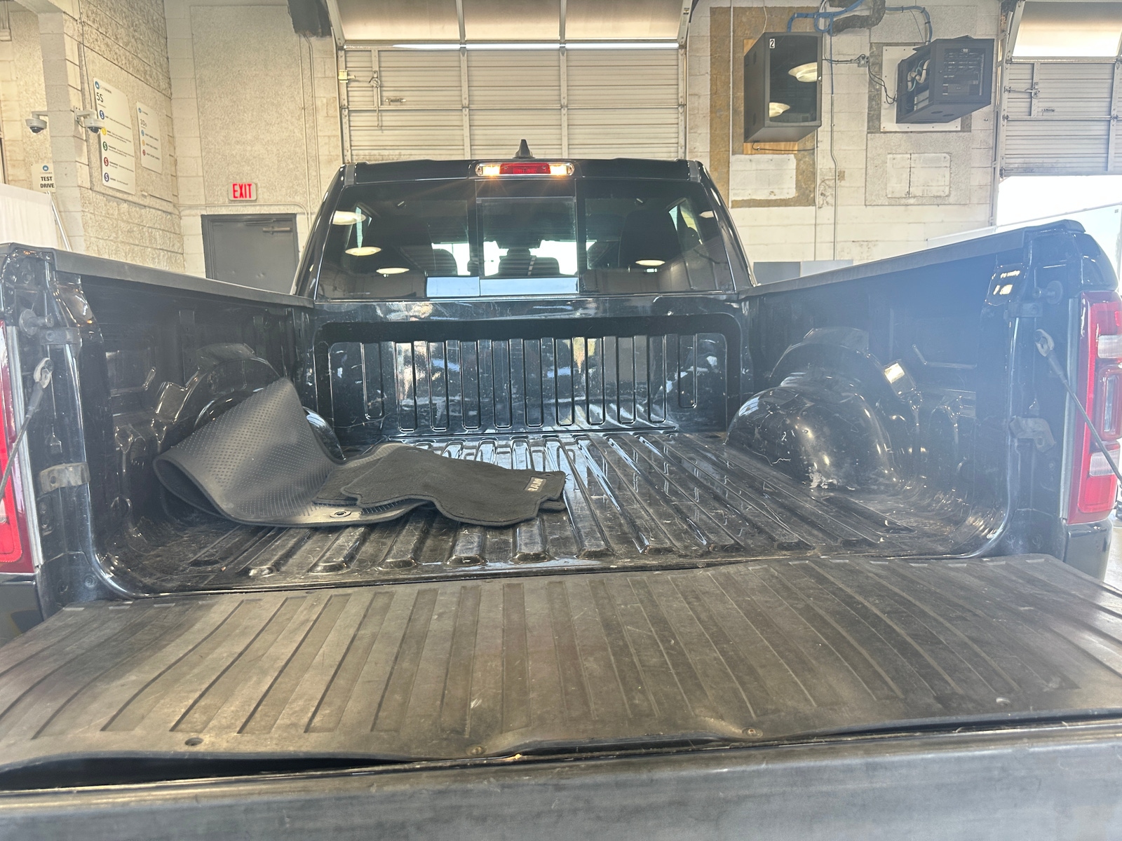 Thumbnail: 2020 RAM 1500 - 7