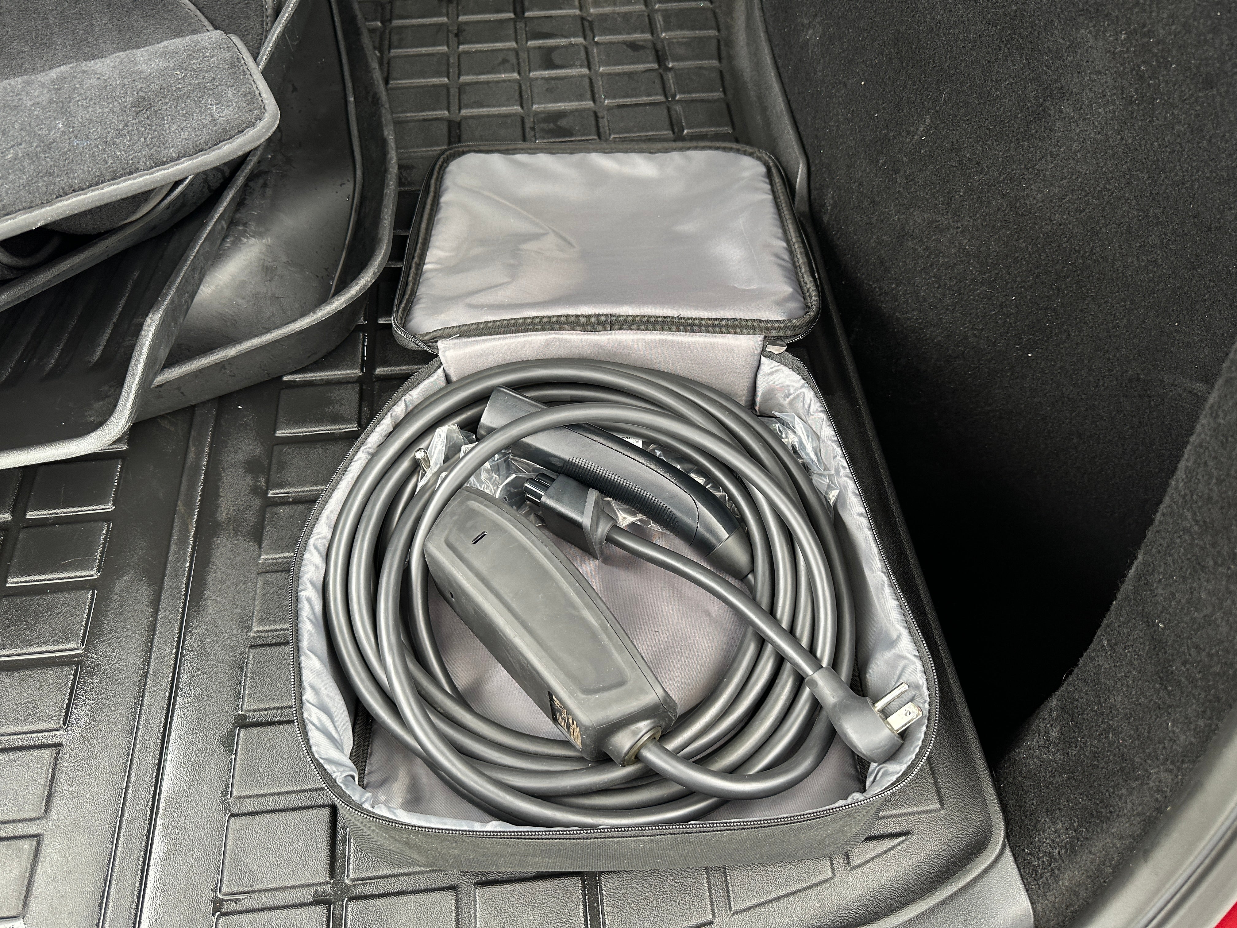 Used 2024 Tesla Model Y Long Range with VIN 7SAYGDEE9RA271910 for sale in Northfield, Minnesota