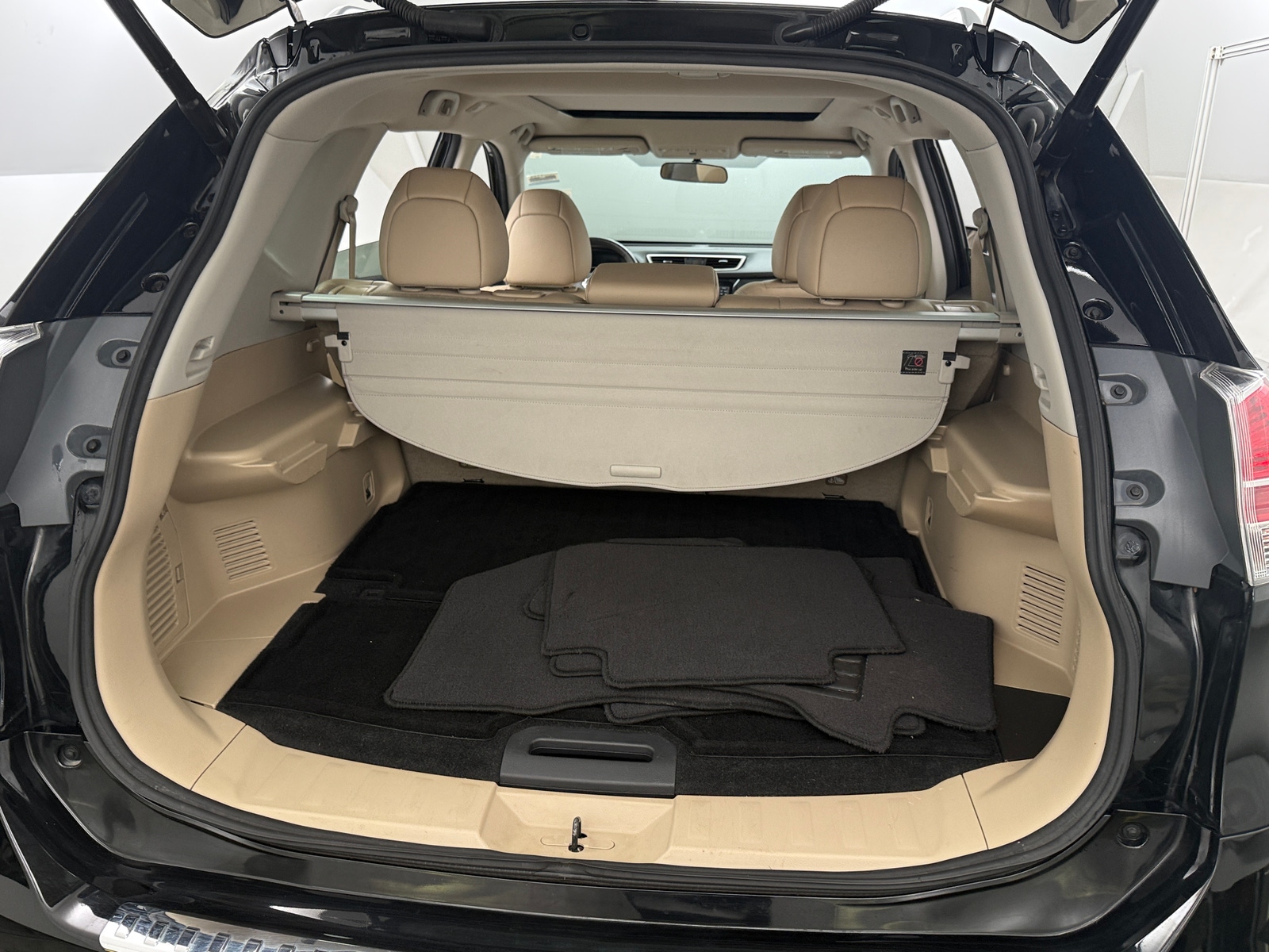 Thumbnail: 2016 Nissan Rogue - 6