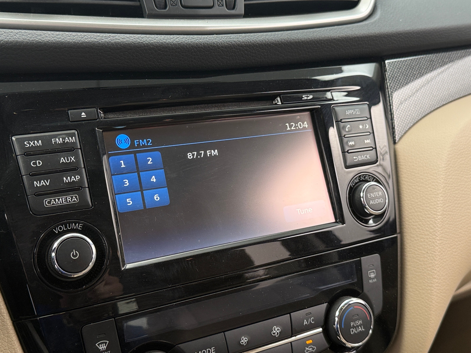 Thumbnail: 2016 Nissan Rogue - 3