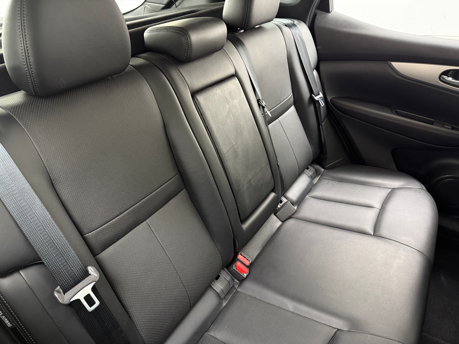 Thumbnail: 2020 Nissan Rogue Sport - 6