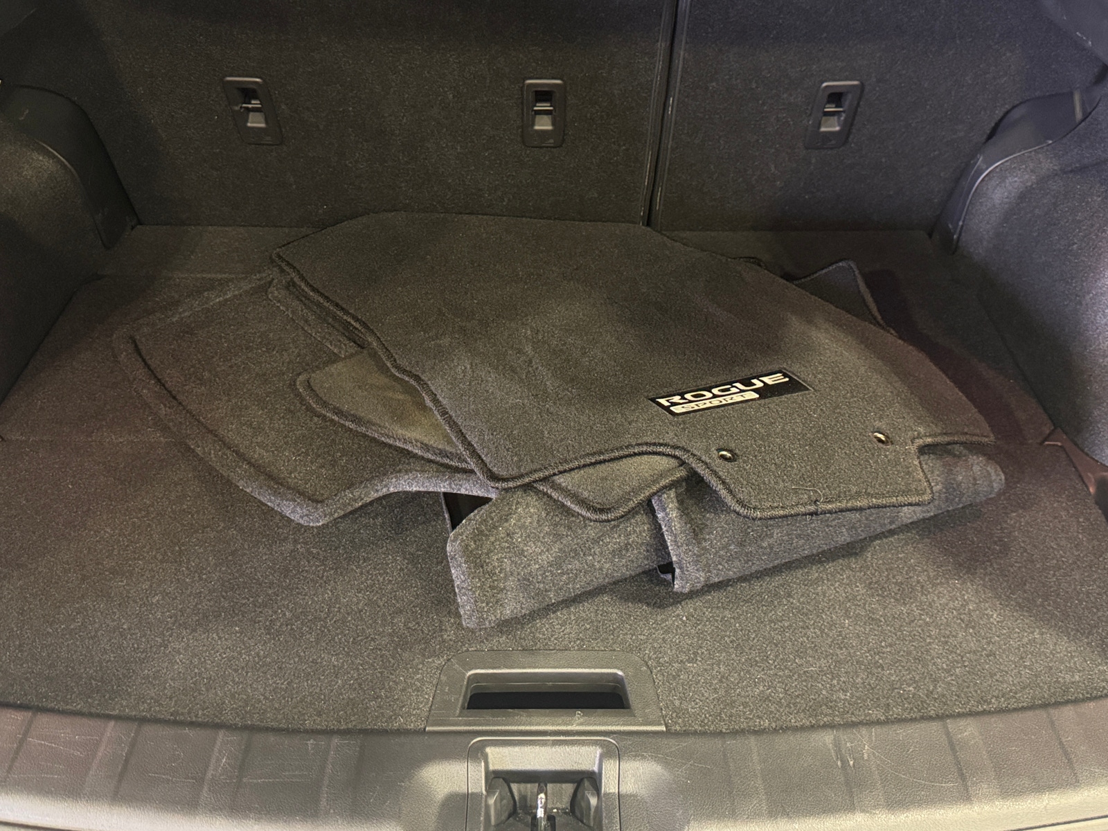 Thumbnail: 2020 Nissan Rogue Sport - 7