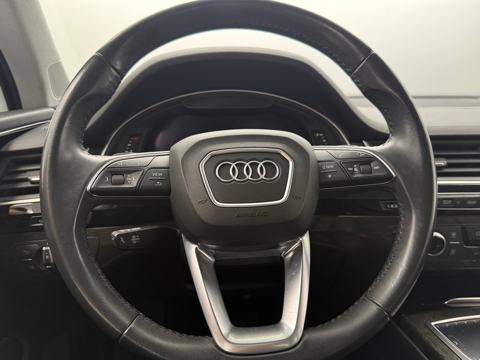 Thumbnail: 2019 Audi Q7 - 4