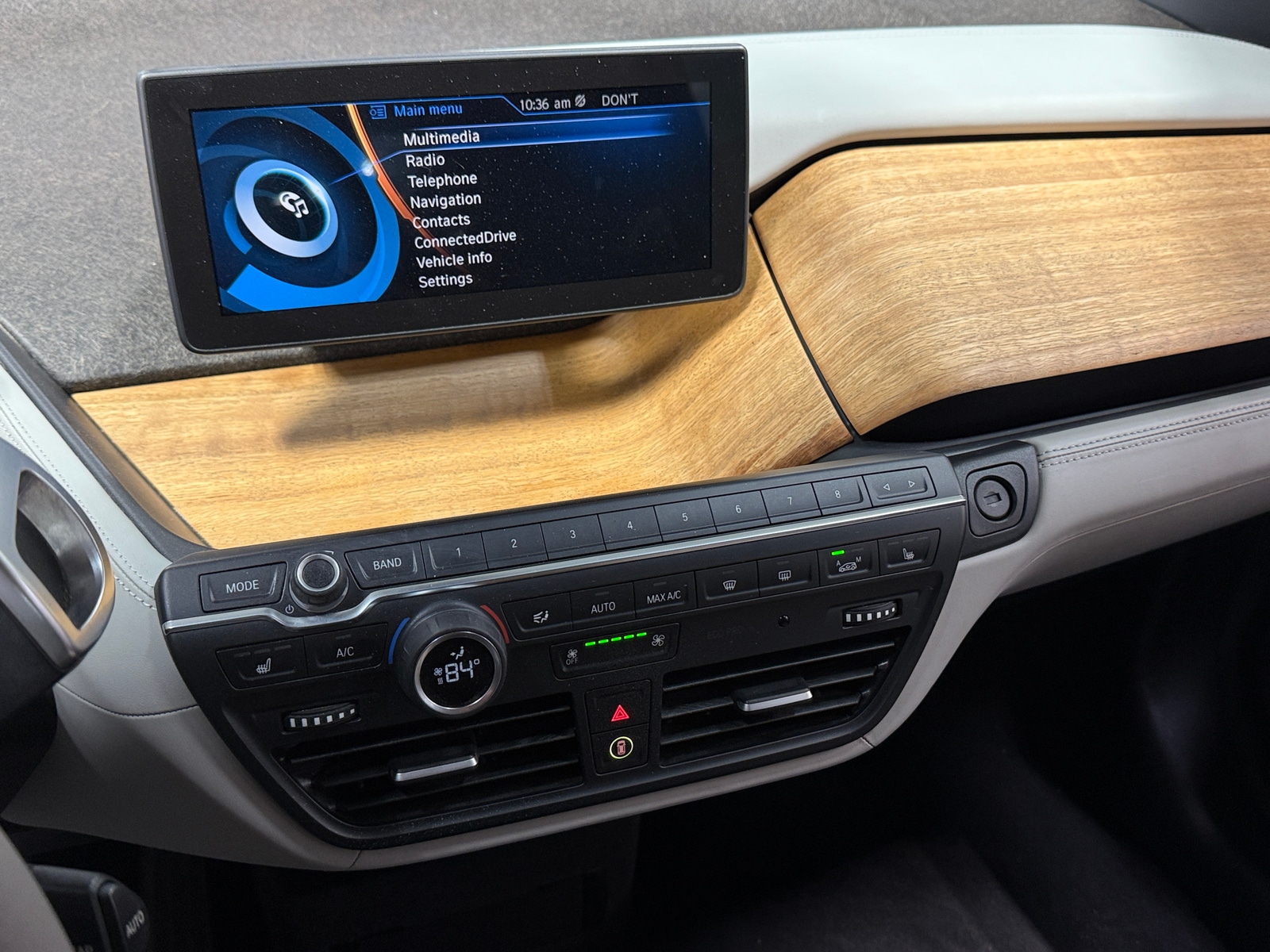 Thumbnail: 2015 BMW i3 - 4