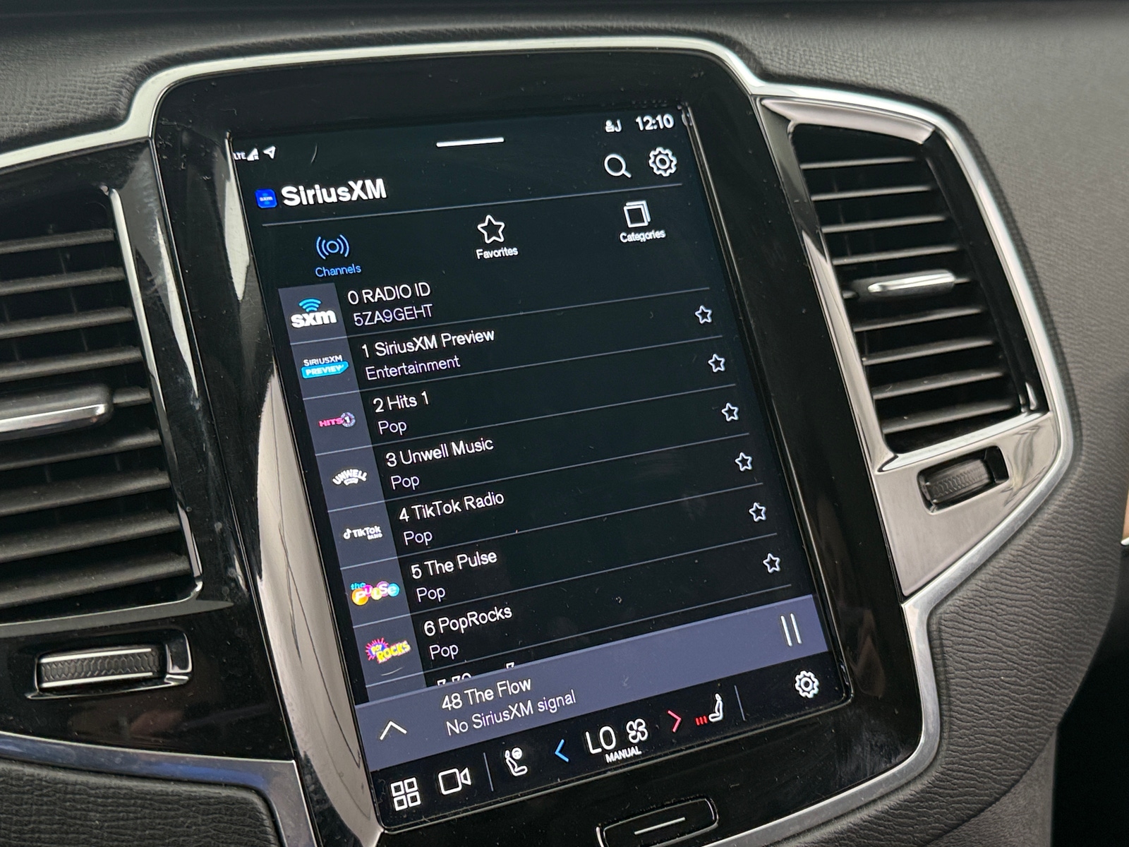 Thumbnail: 2023 Volvo XC90 - 3