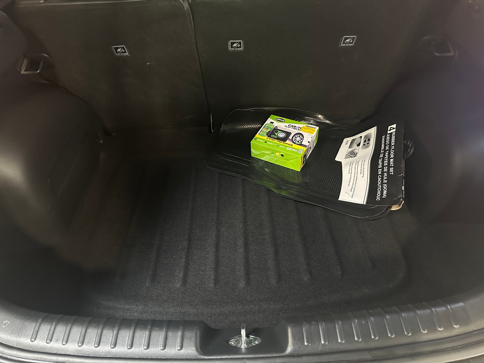 Thumbnail: 2023 Kia Niro - 7