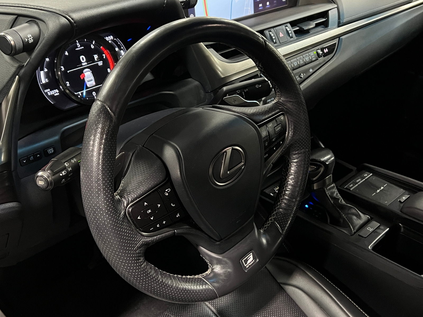Thumbnail: 2019 Lexus ES - 5