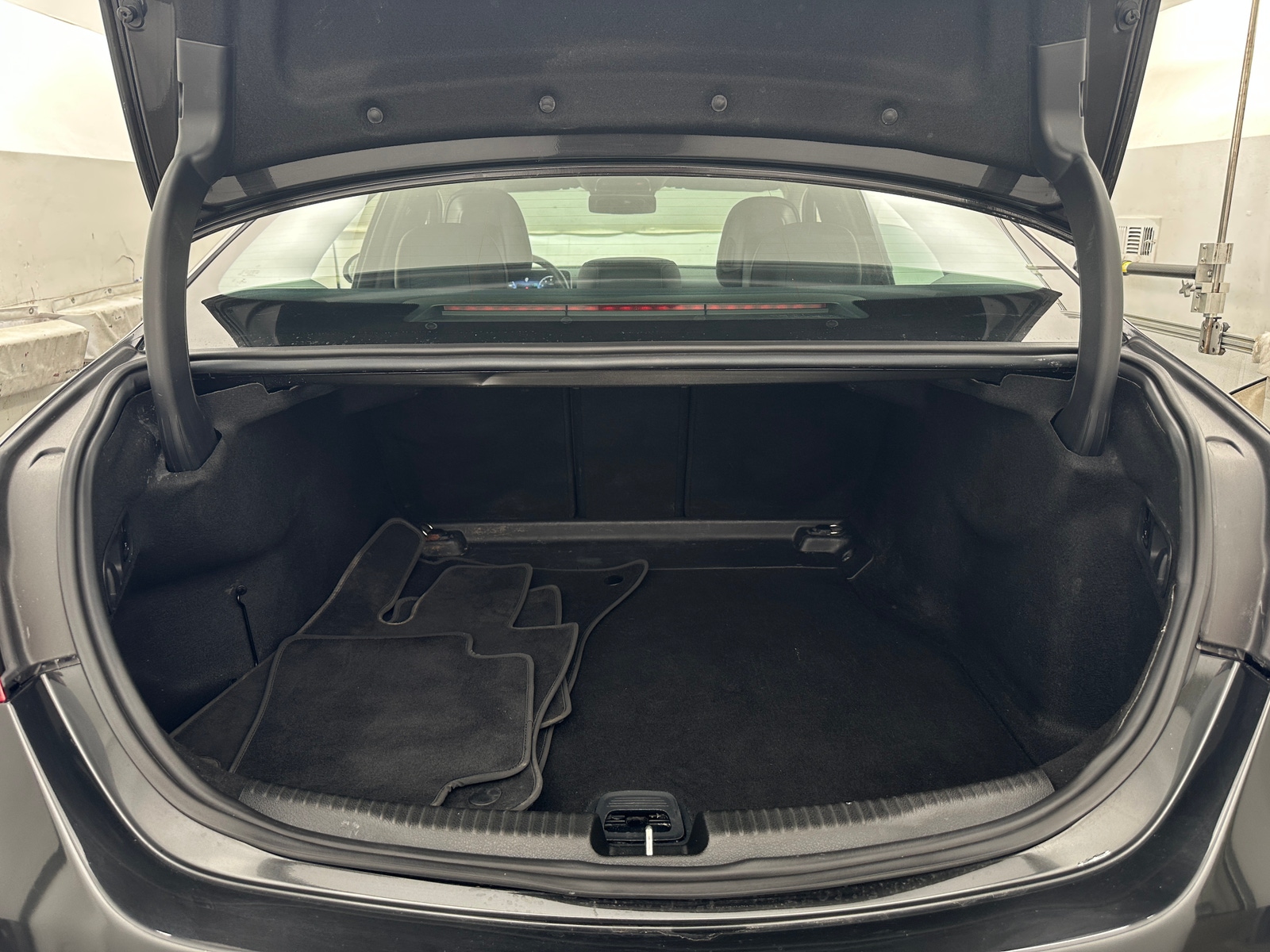 Thumbnail: 2022 Mercedes-Benz C-Class - 6