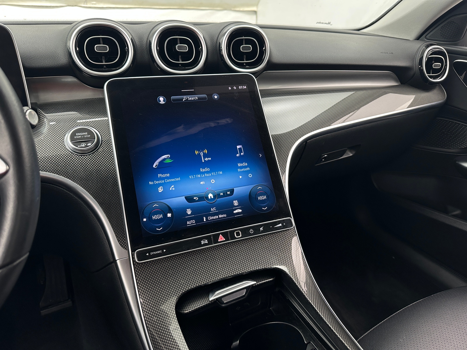 Thumbnail: 2022 Mercedes-Benz C-Class - 3