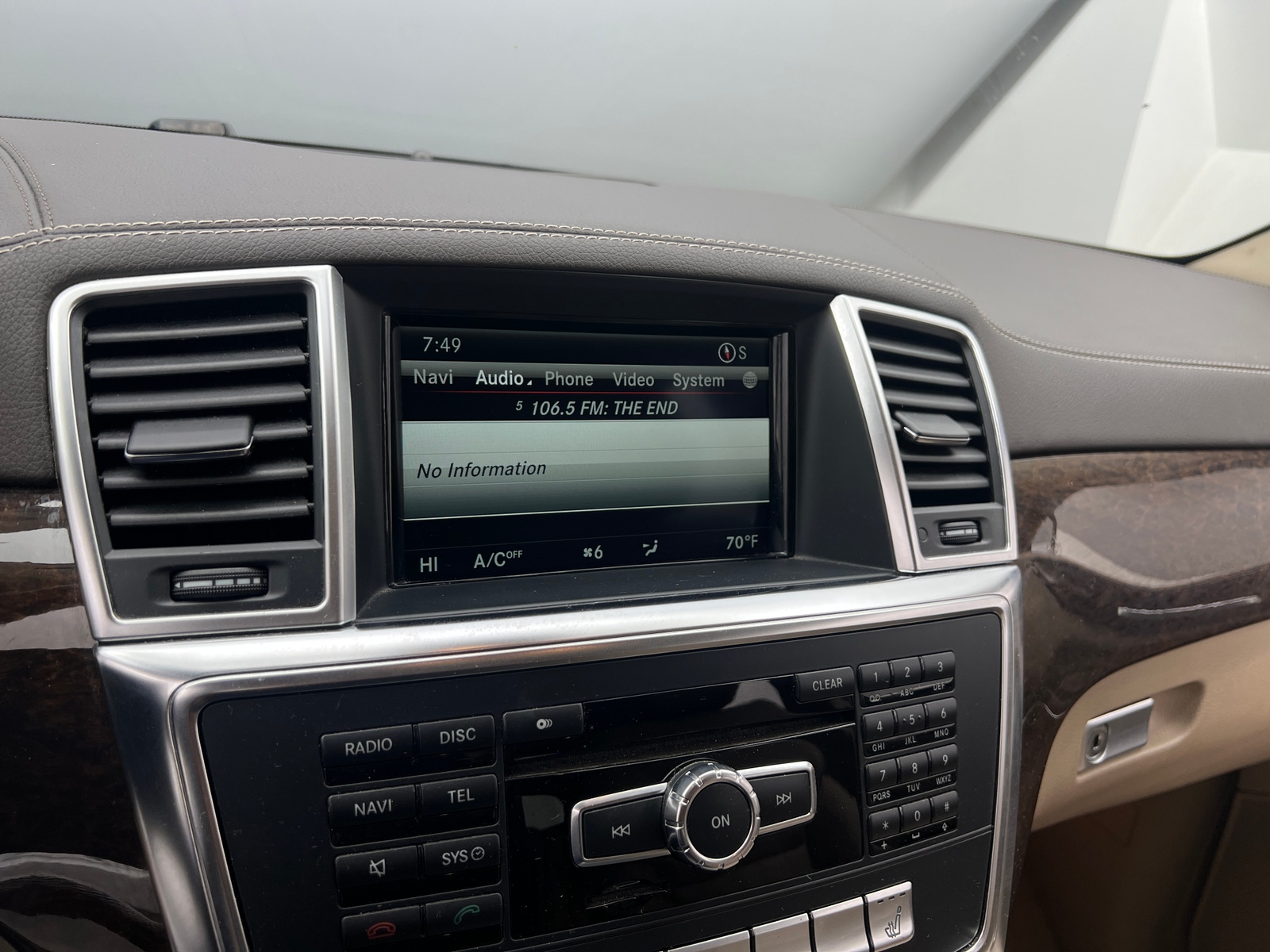 Thumbnail: 2014 Mercedes-Benz GL-Class - 3