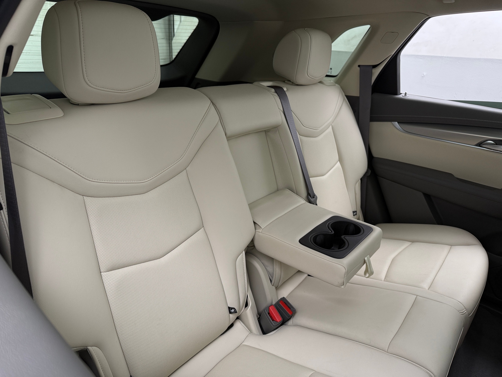 Thumbnail: 2022 Cadillac XT5 - 5