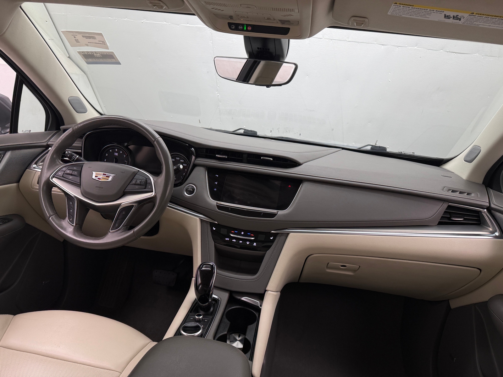 Thumbnail: 2022 Cadillac XT5 - 2