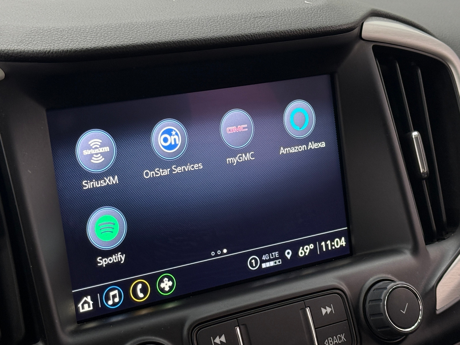 Thumbnail: 2024 GMC Terrain - 3