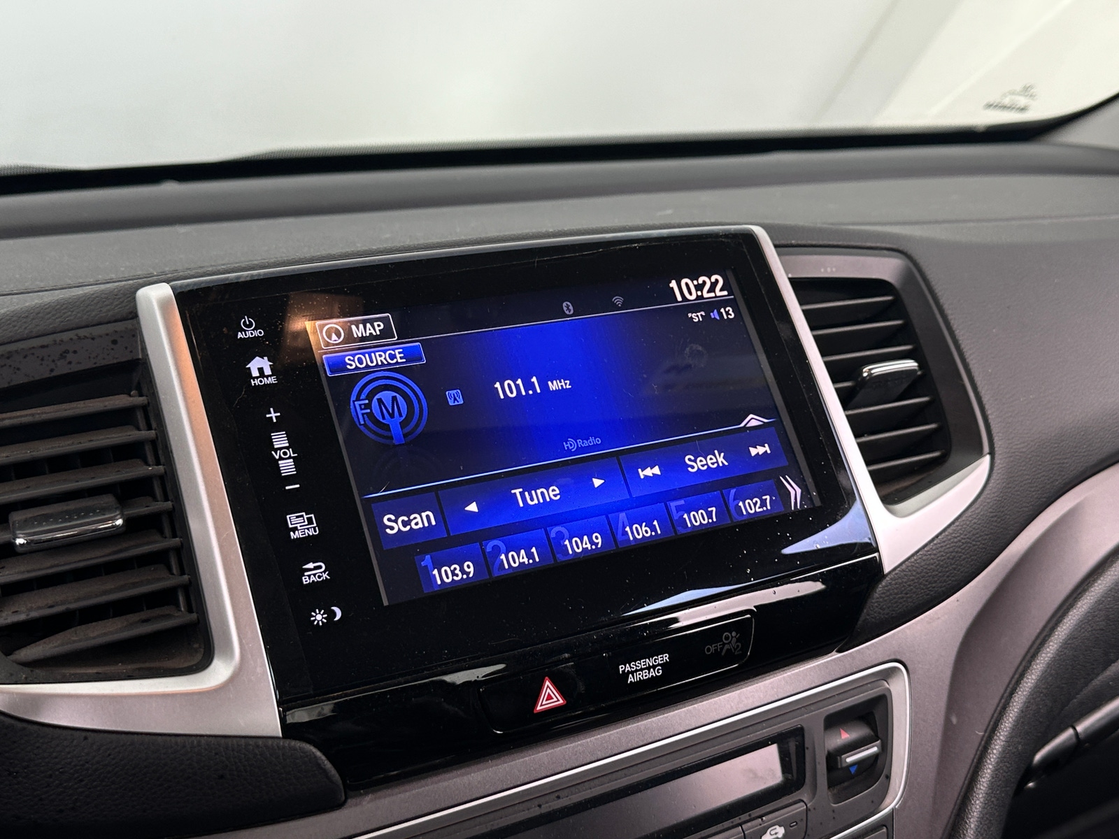 Thumbnail: 2017 Honda Ridgeline - 3