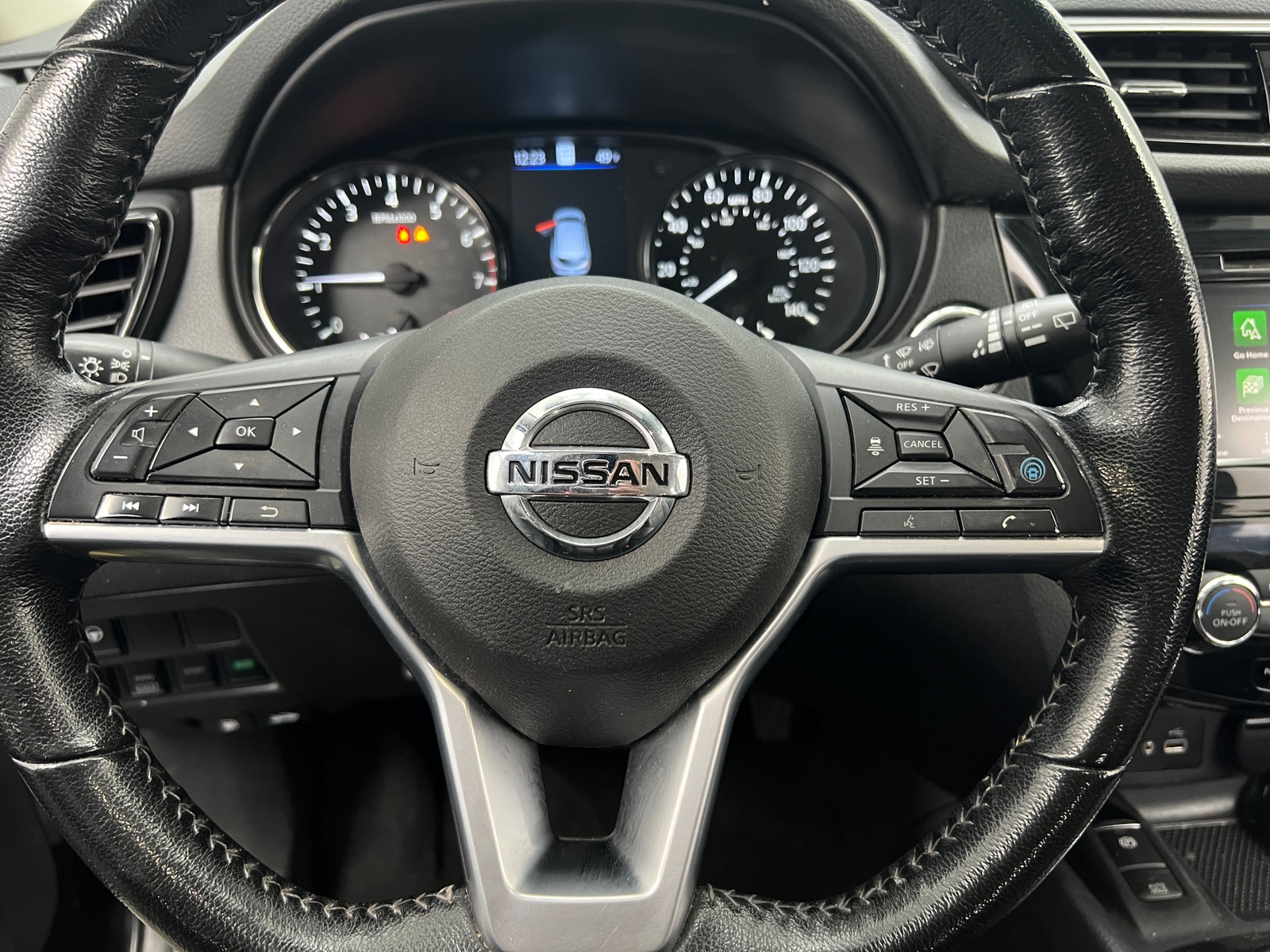 Thumbnail: 2022 Nissan Rogue Sport - 4