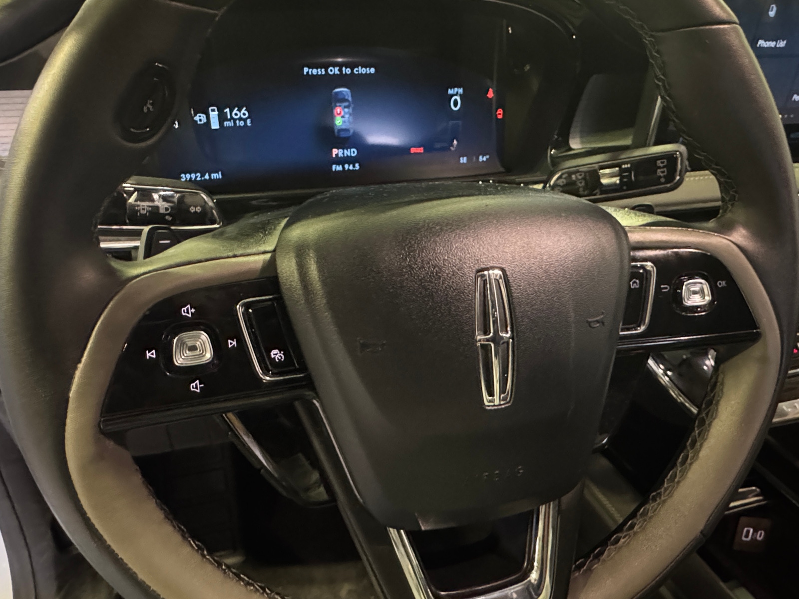 Thumbnail: 2025 Lincoln Corsair - 4