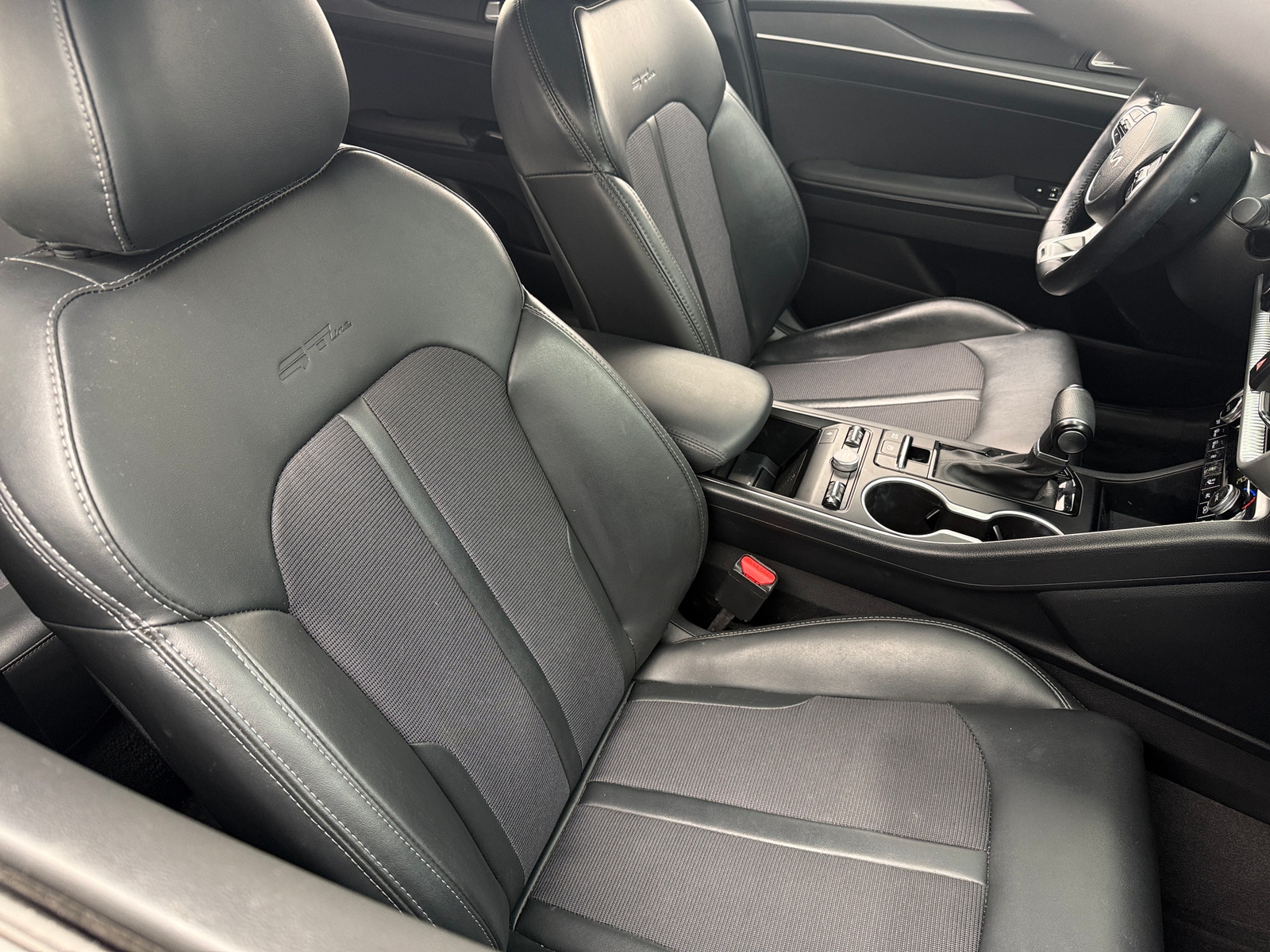 Thumbnail: 2023 Kia K5 - 2