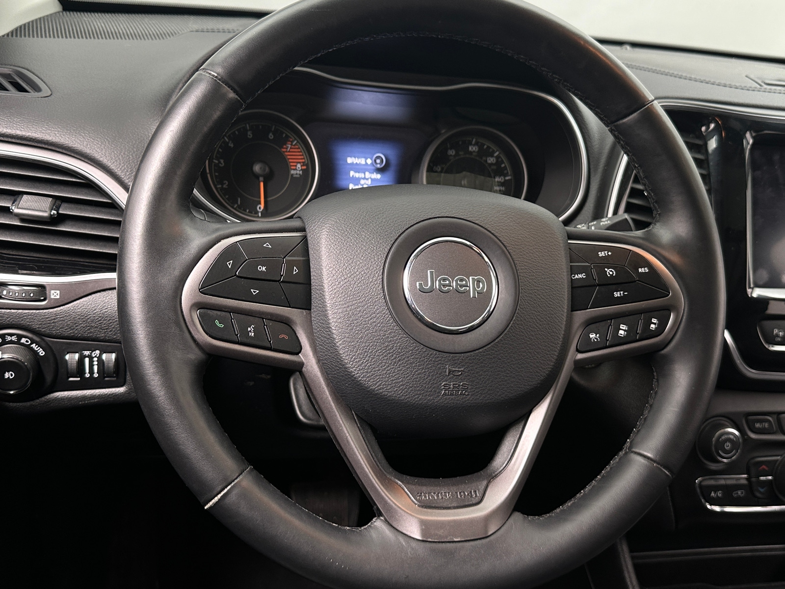 Thumbnail: 2019 Jeep Cherokee - 4