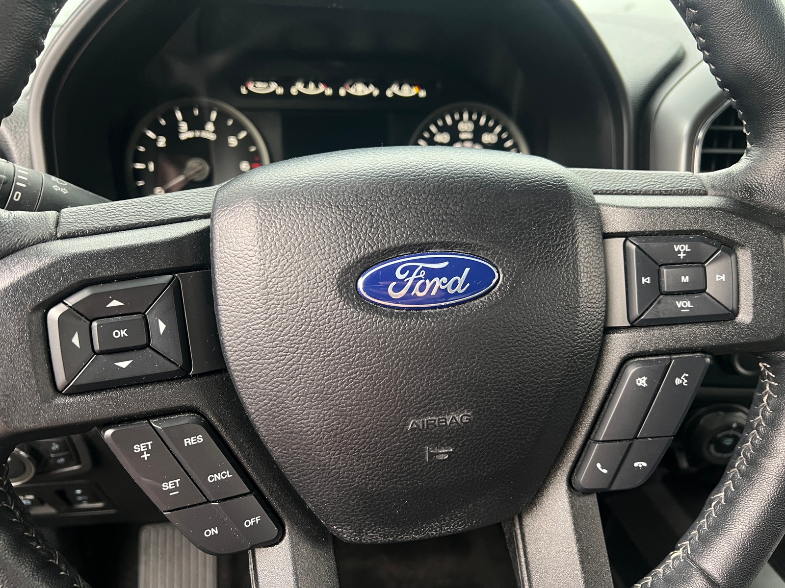 Thumbnail: 2020 Ford Econoline - 5