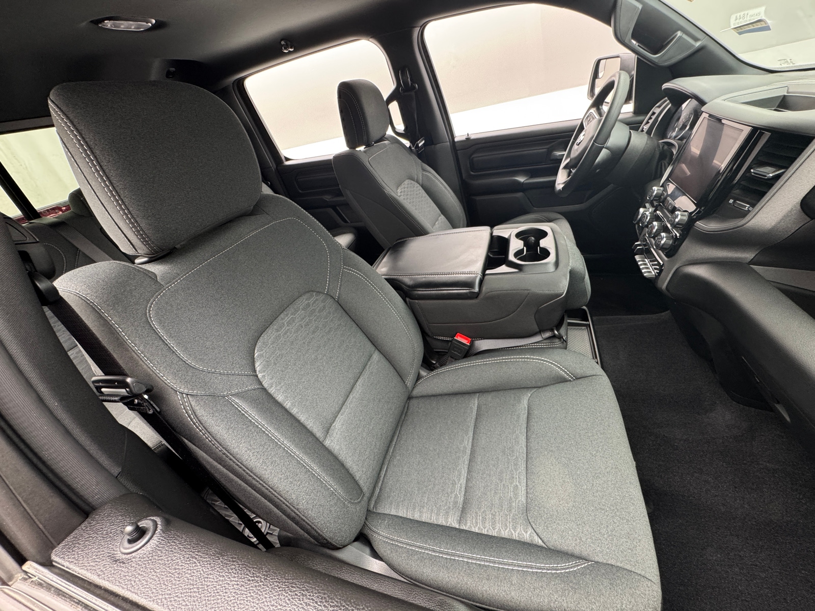 Thumbnail: 2025 RAM 1500 - 2