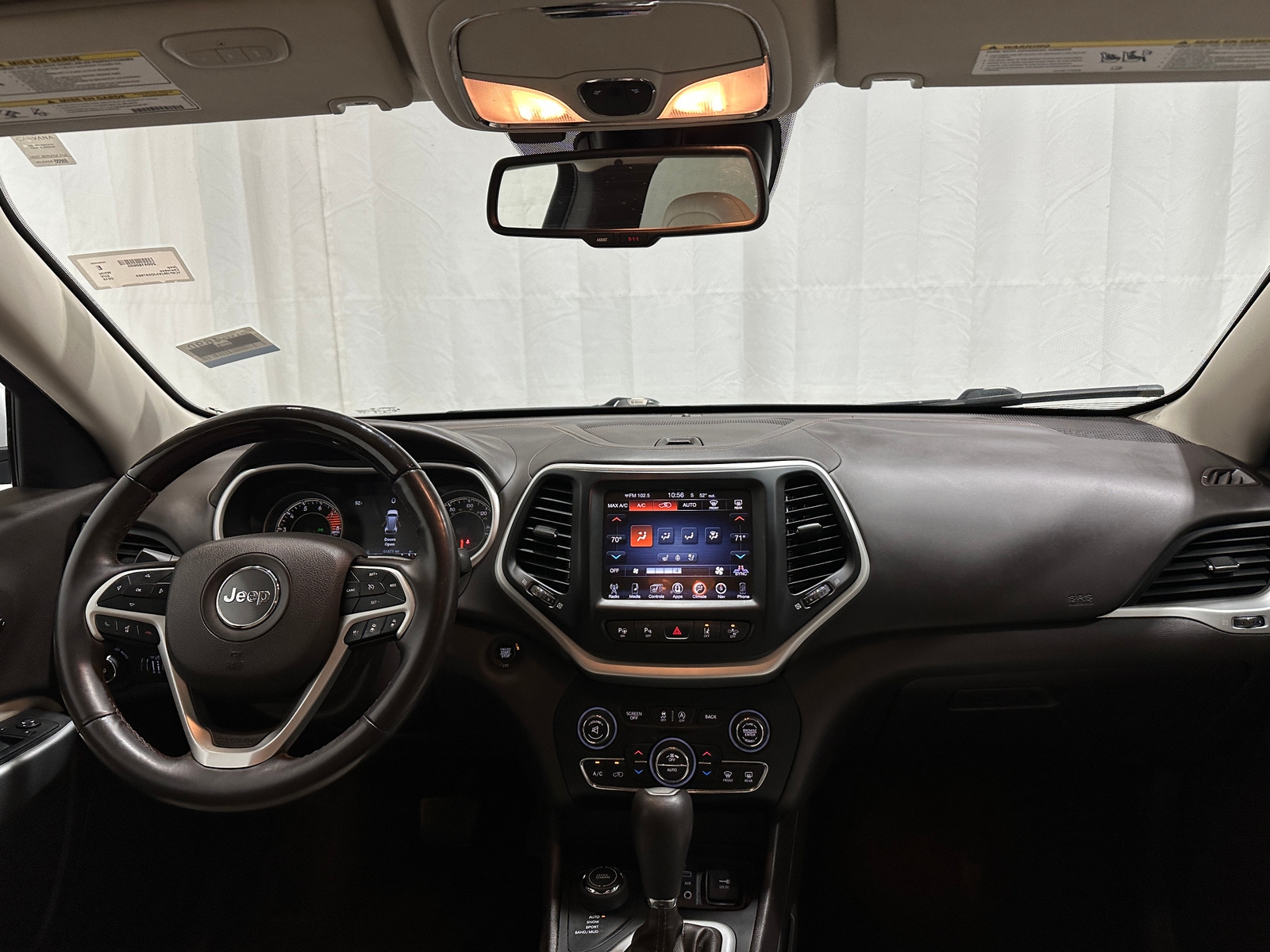 Thumbnail: 2018 Jeep Cherokee - 2