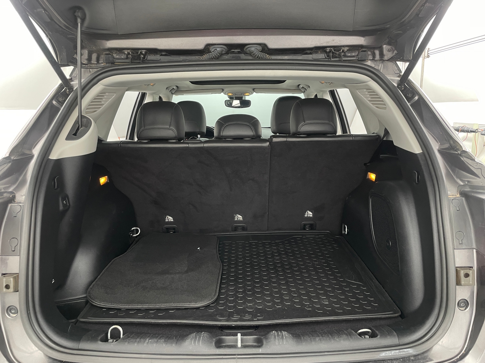 Thumbnail: 2021 Jeep Compass - 6