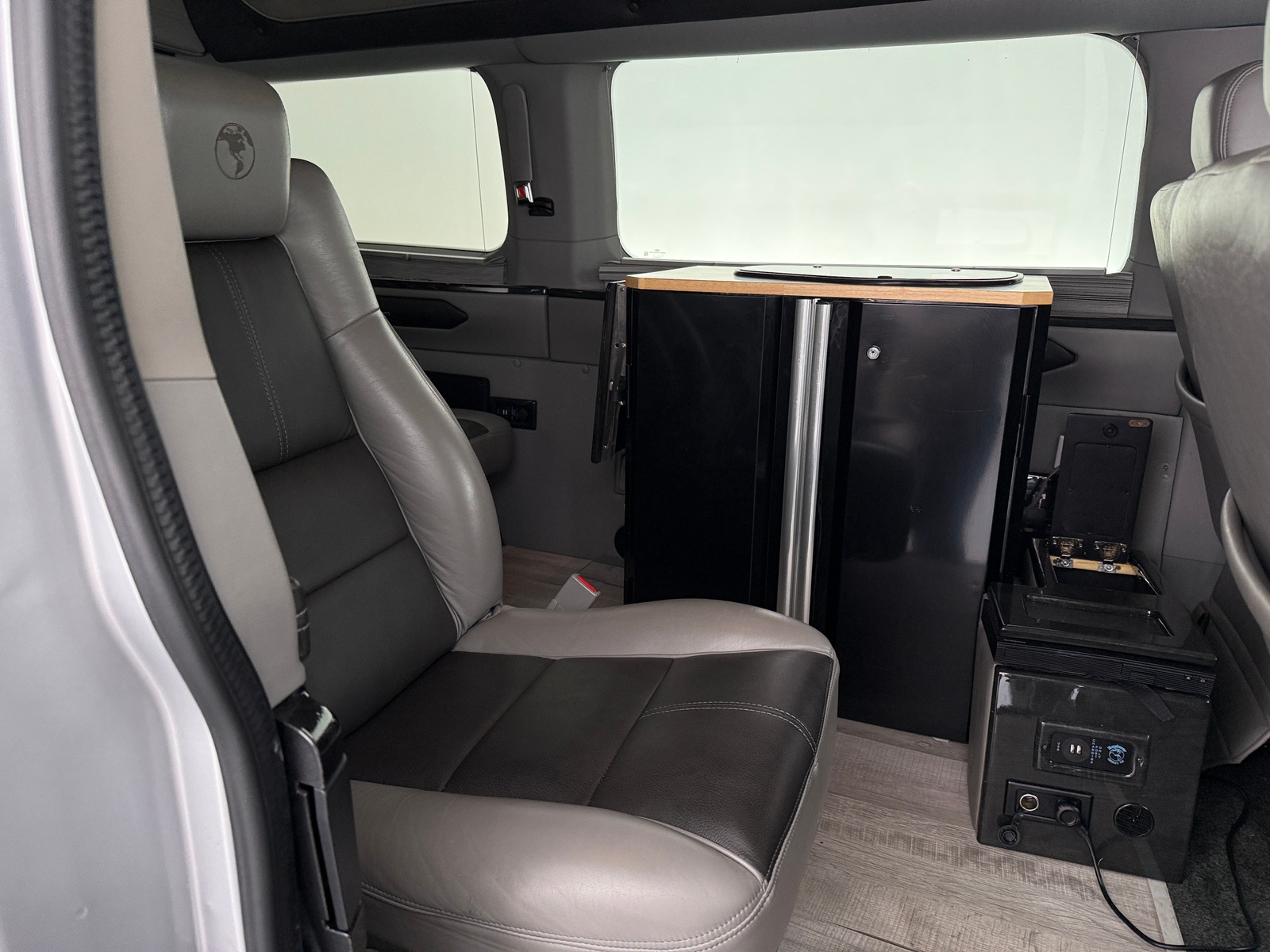 Thumbnail: 2017 Ford Transit Series - 5