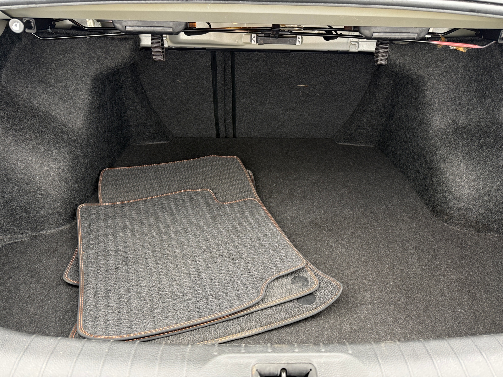 Thumbnail: 2019 Nissan Altima - 7