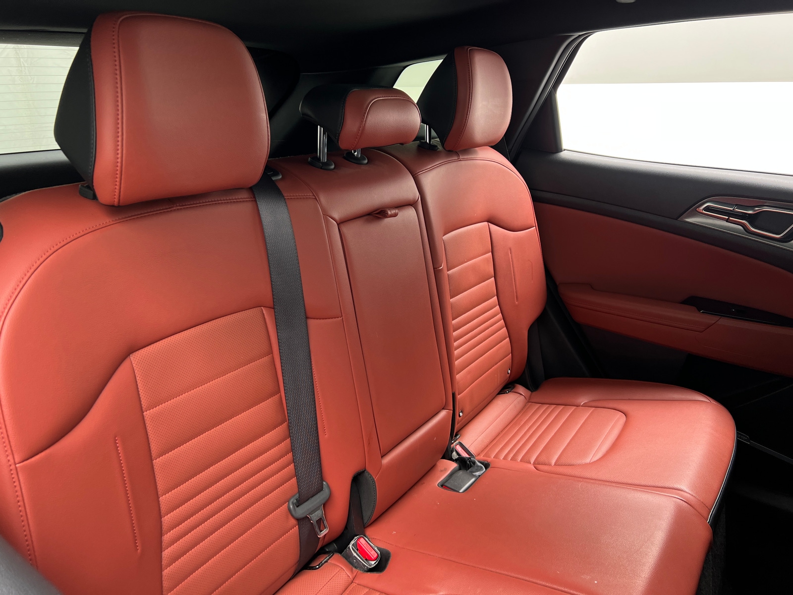 Thumbnail: 2023 Kia Sportage - 5