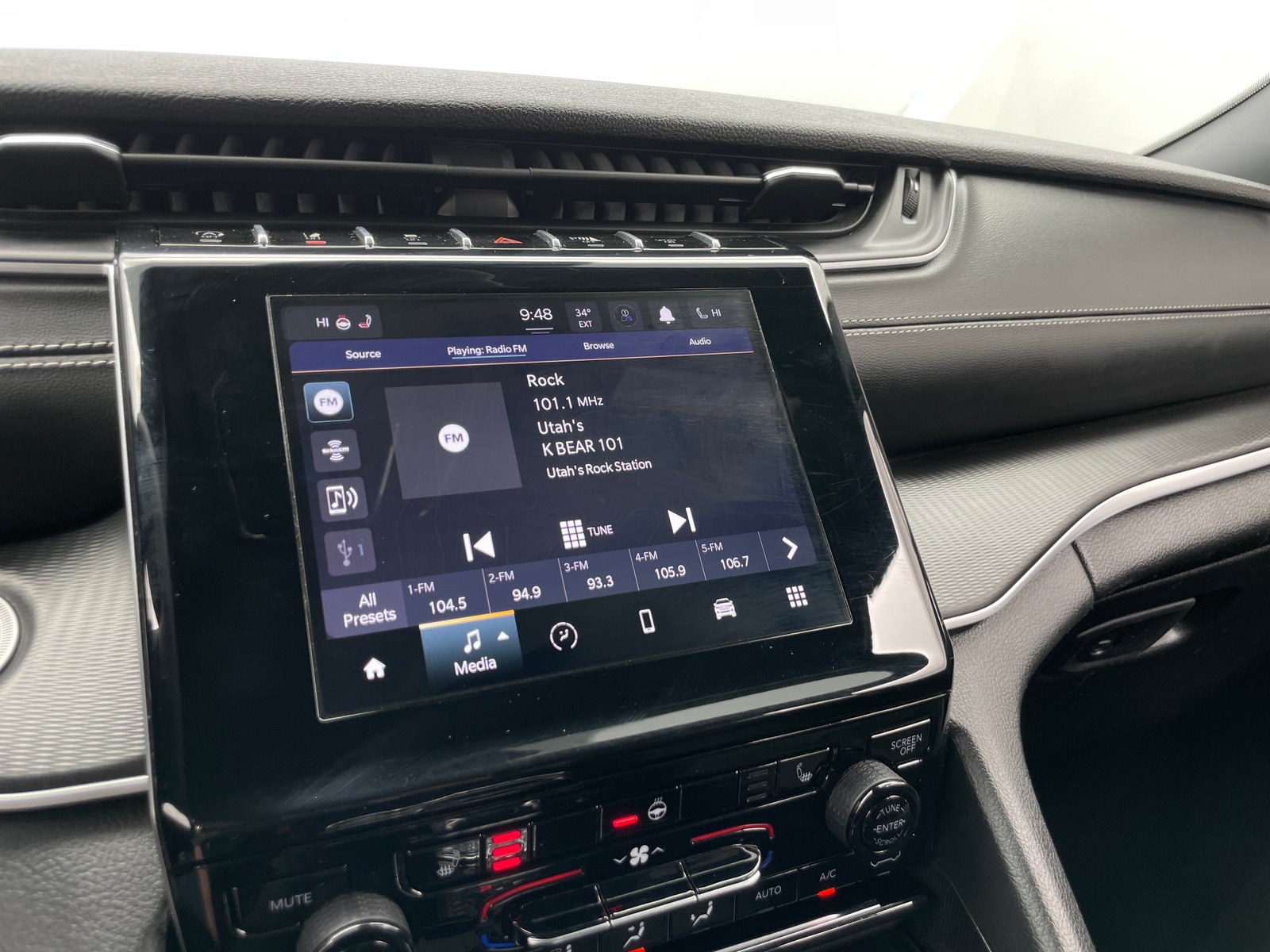 Thumbnail: 2024 Jeep Grand Cherokee - 3