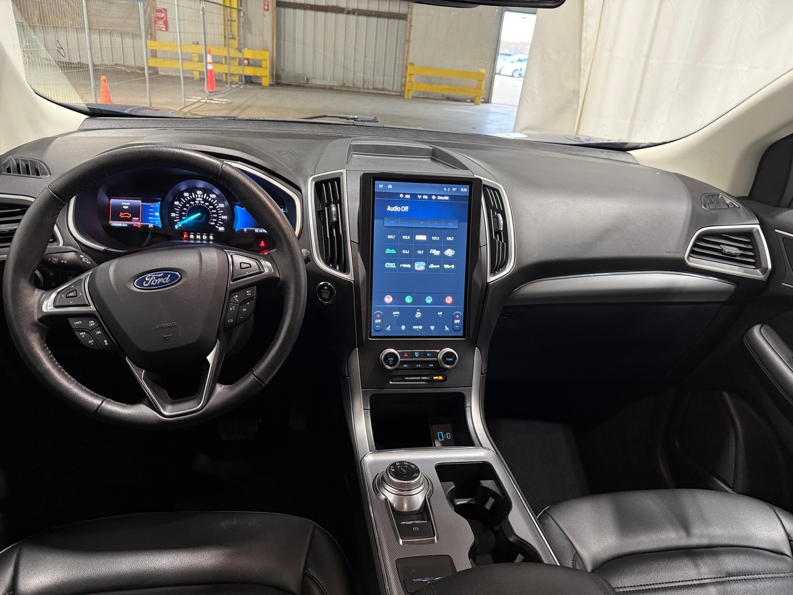 Thumbnail: 2021 Ford Edge - 2