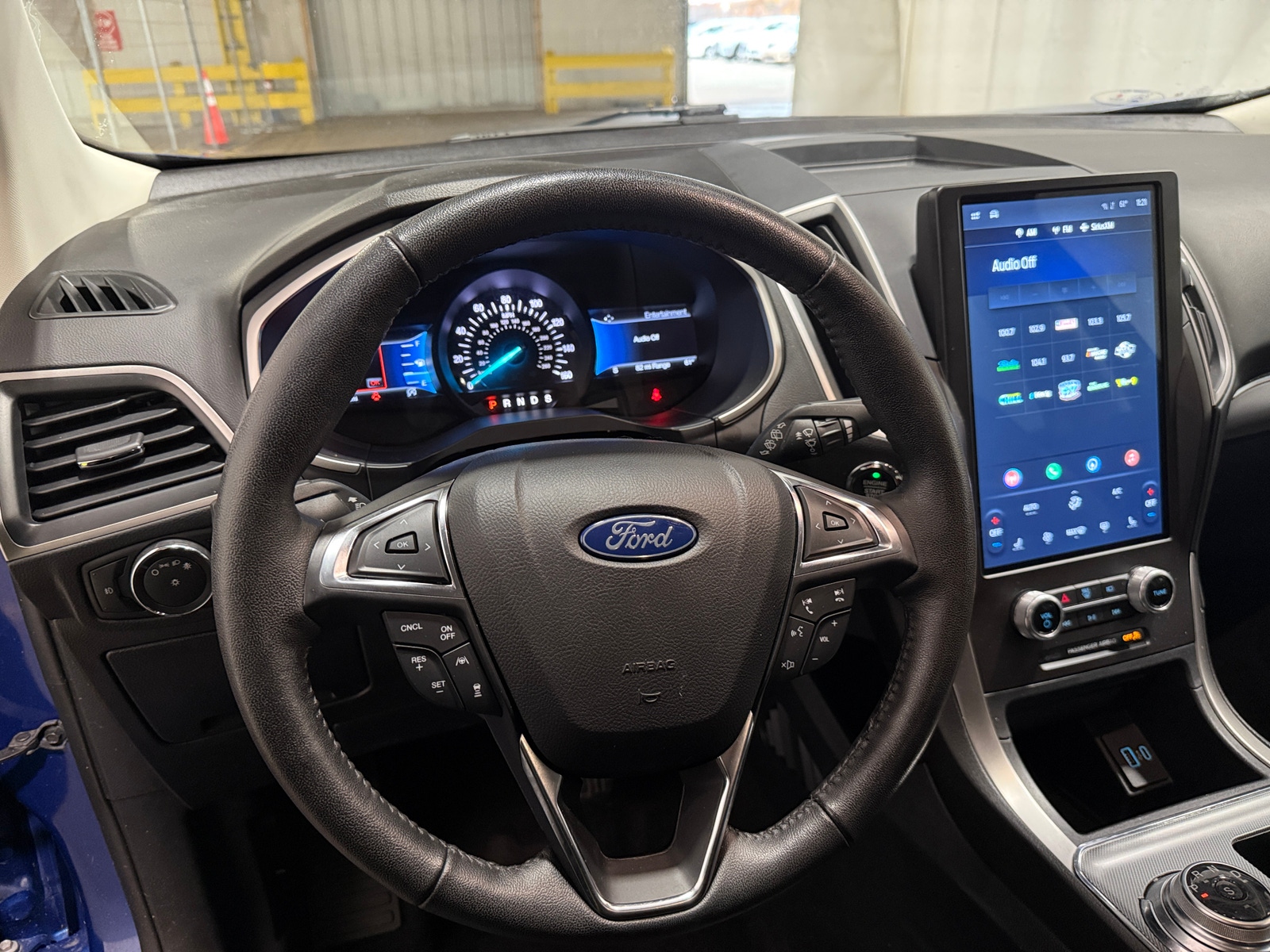 Thumbnail: 2021 Ford Edge - 4