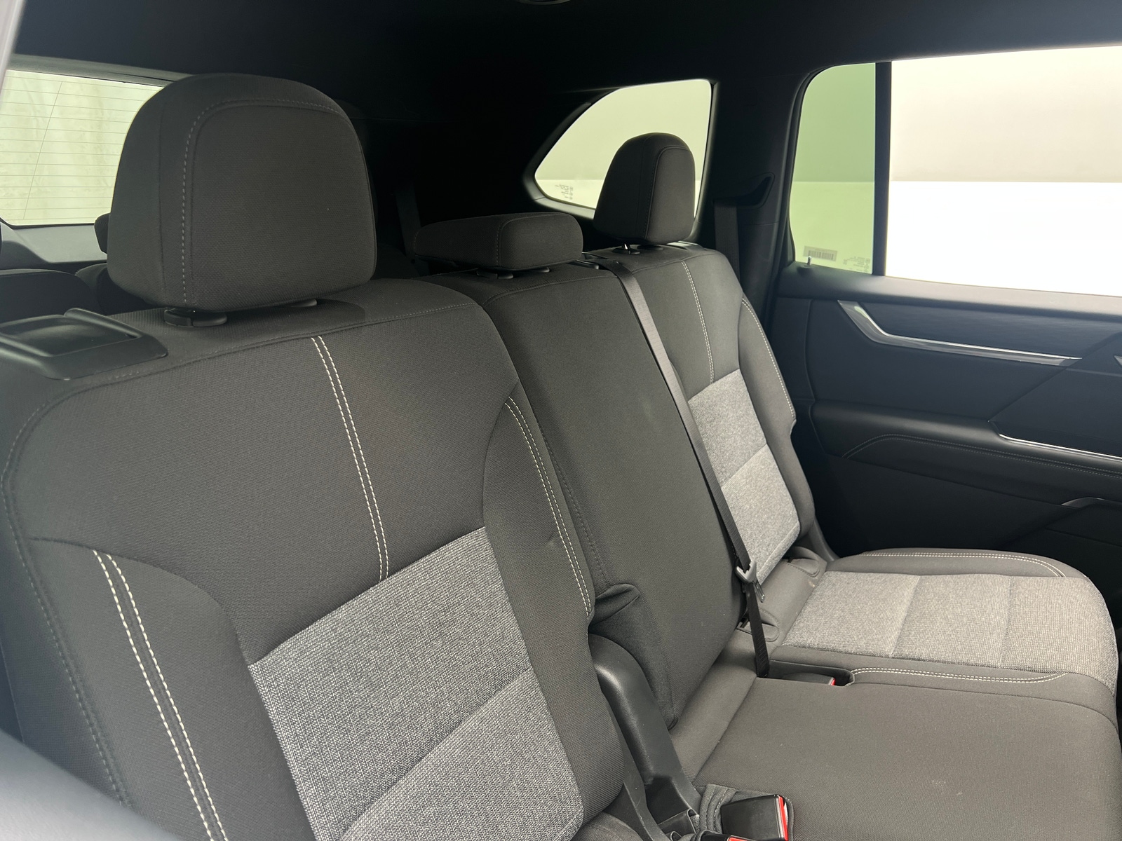 Thumbnail: 2025 GMC Acadia - 6