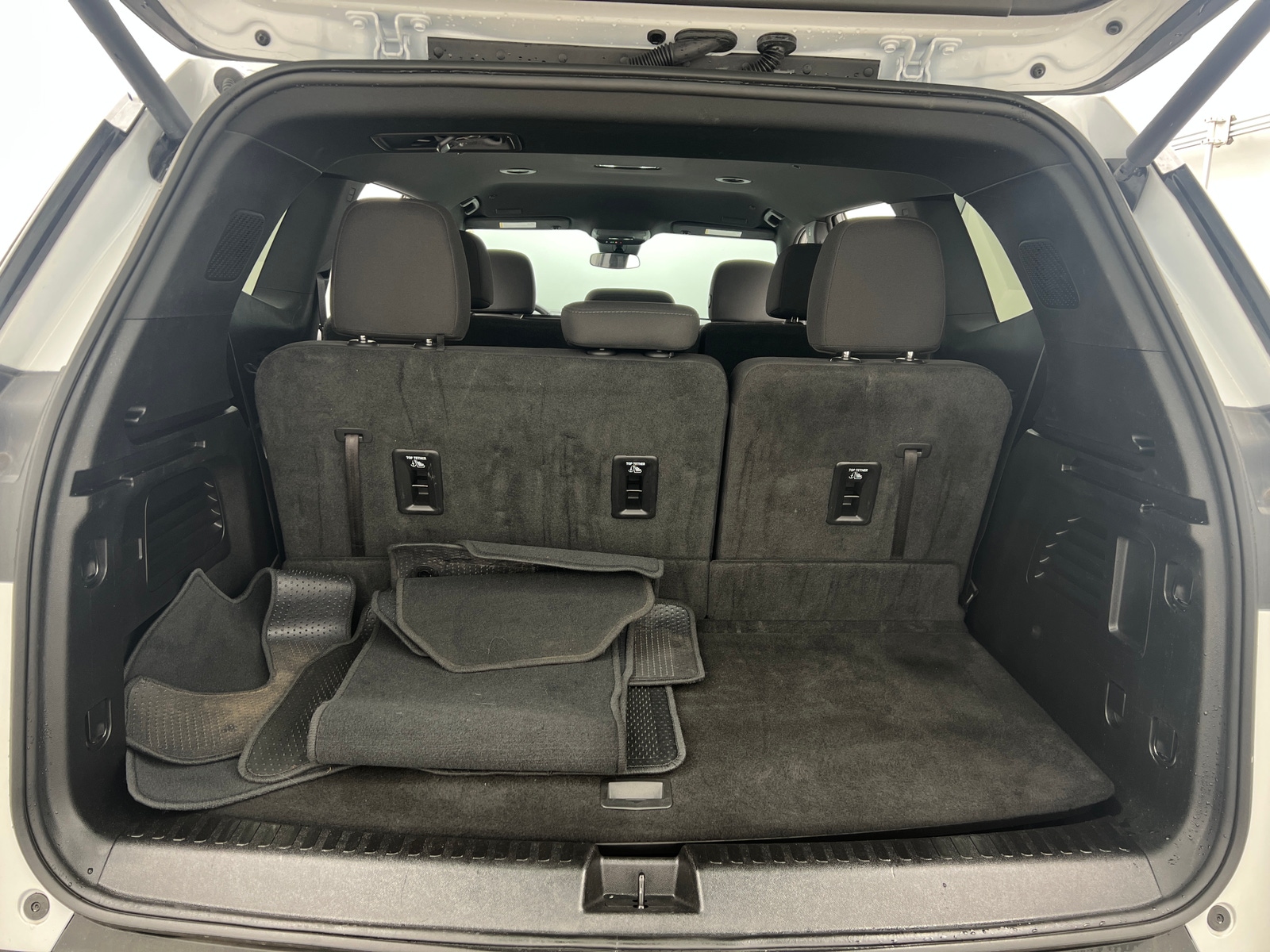 Thumbnail: 2025 GMC Acadia - 7