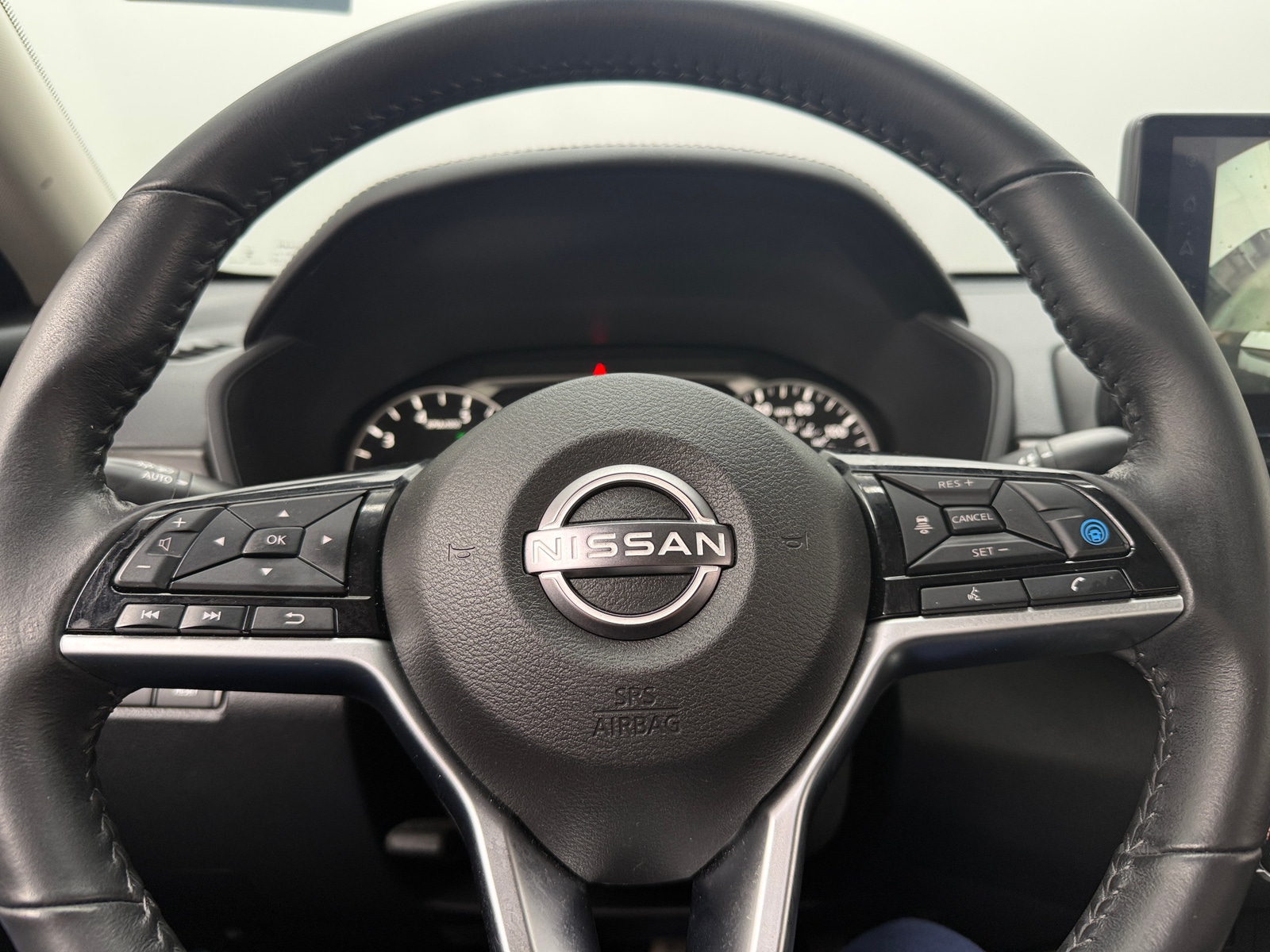 Thumbnail: 2023 Nissan Altima - 5