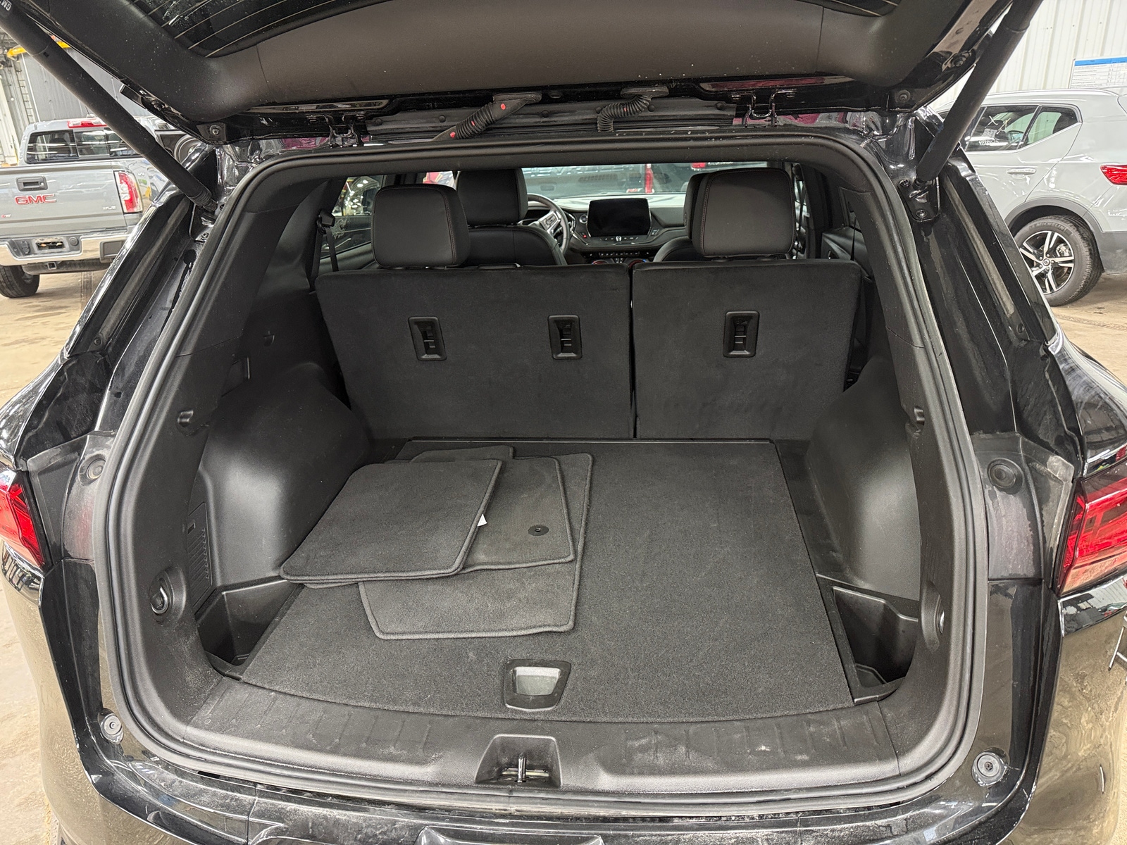 Thumbnail: 2025 Chevrolet Blazer - 6