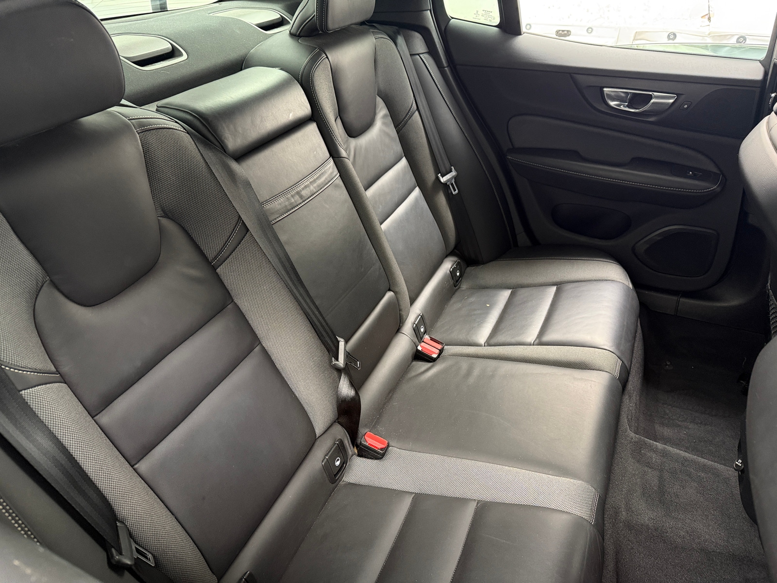 Thumbnail: 2019 Volvo S60 - 5