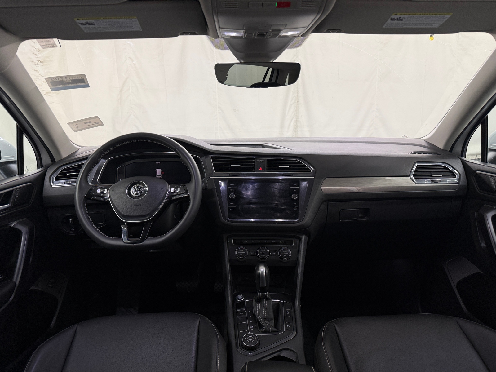 Thumbnail: 2021 Volkswagen Tiguan - 2