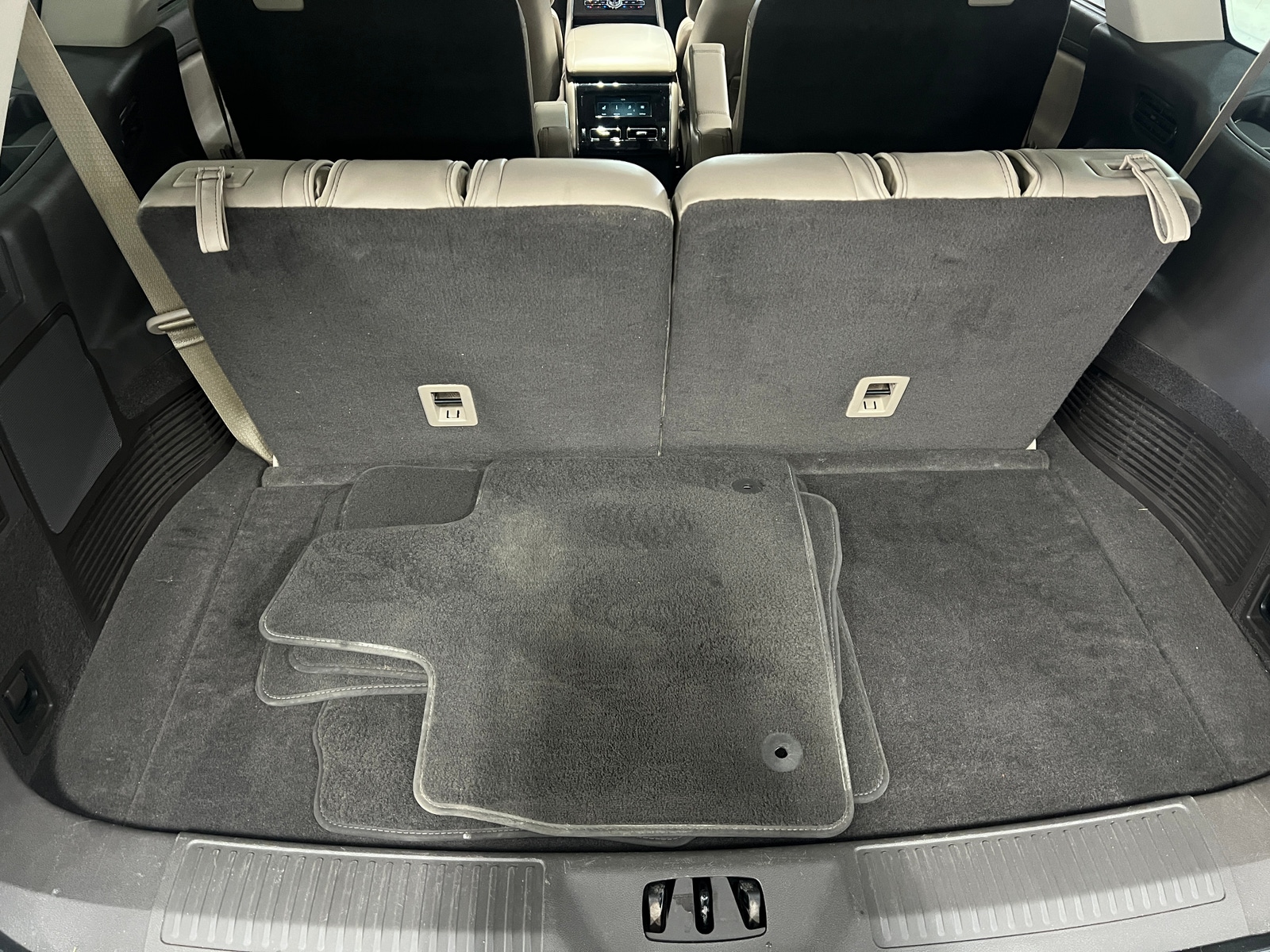 Thumbnail: 2020 Lincoln Aviator - 6