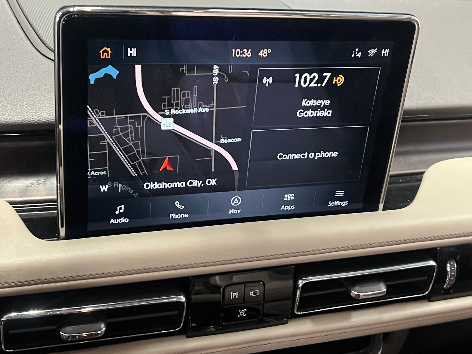 Thumbnail: 2020 Lincoln Aviator - 3