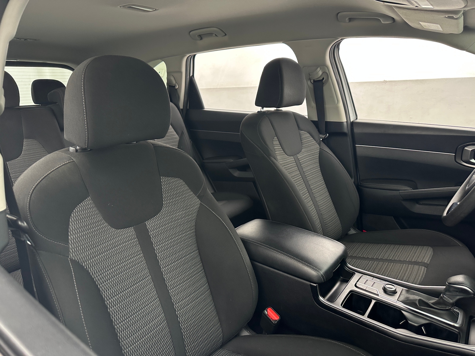 Thumbnail: 2023 Kia Sorento - 2