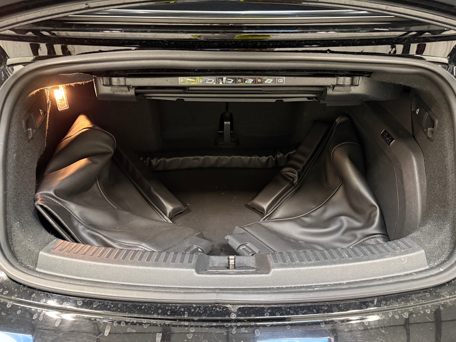 Thumbnail: 2013 Volkswagen Beetle - 7