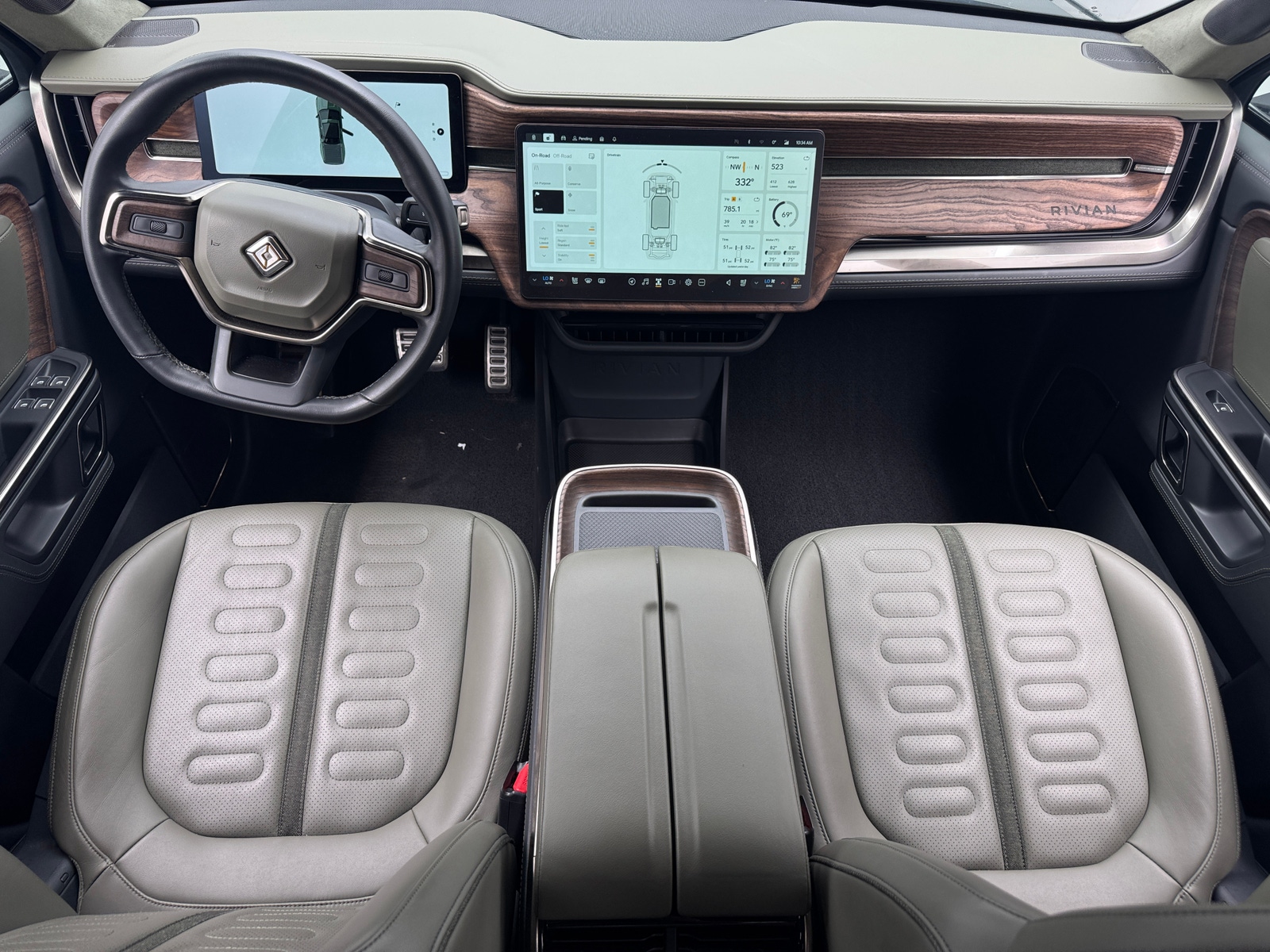 Thumbnail: 2022 Rivian R1T - 2