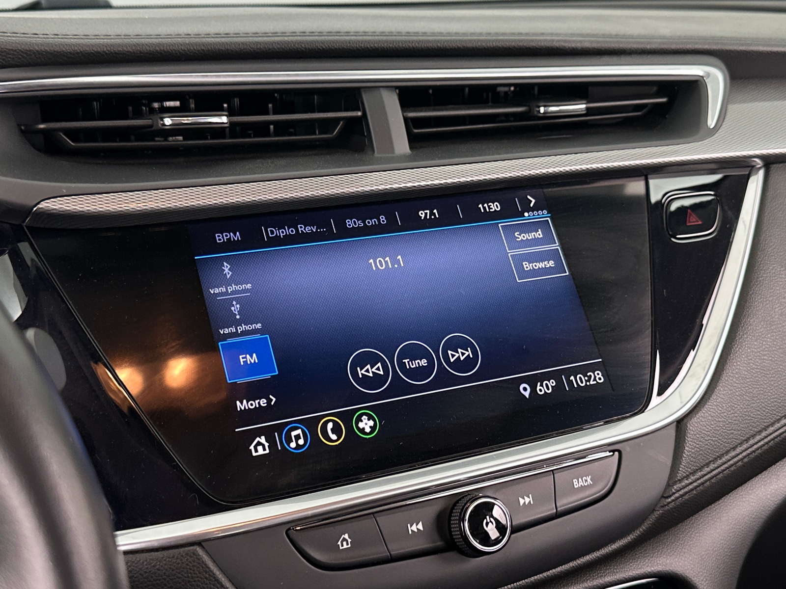 Thumbnail: 2020 Buick Encore GX - 4