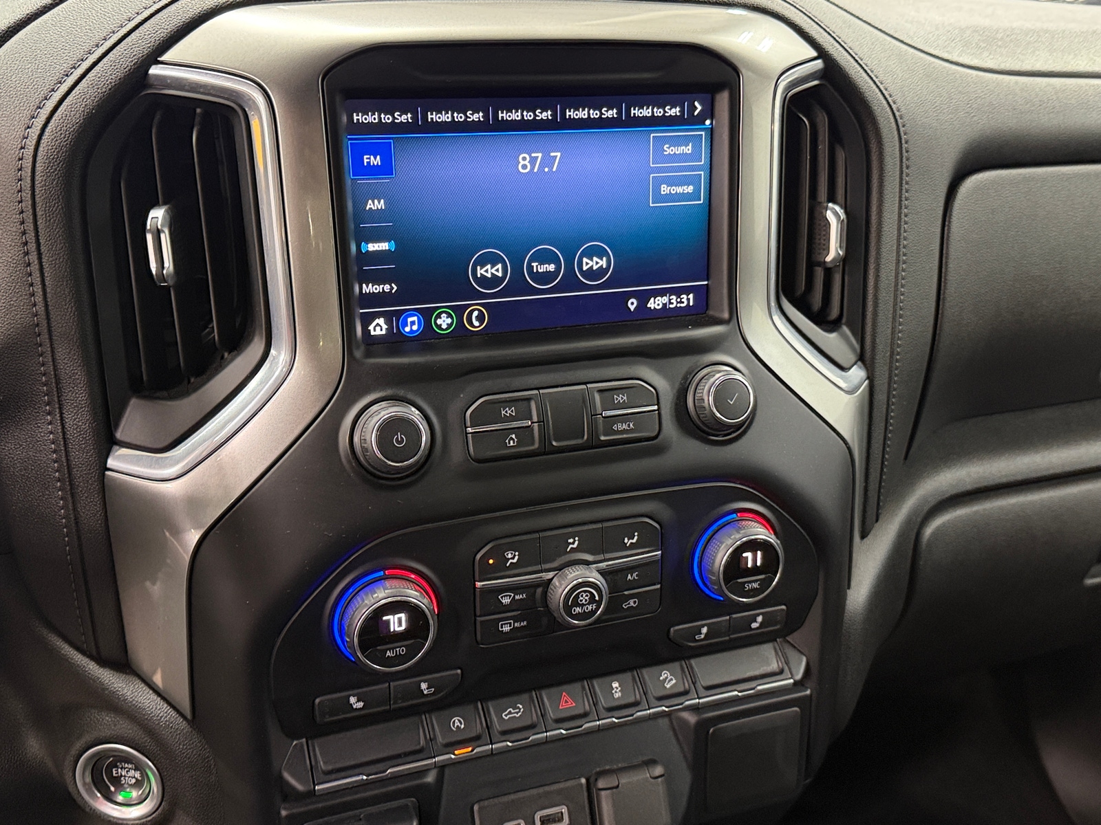 Thumbnail: 2021 Chevrolet Silverado 1500 - 4