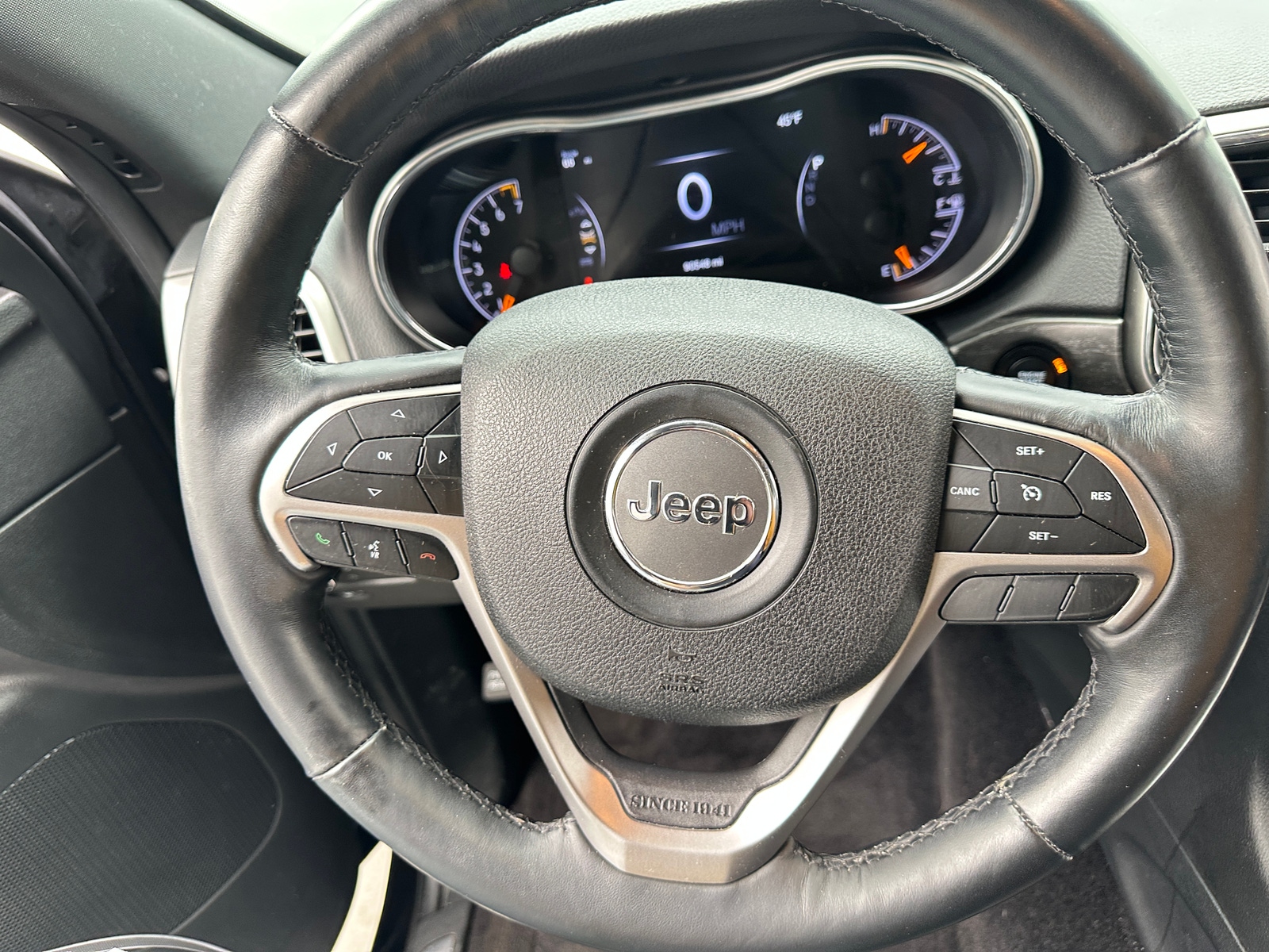 Thumbnail: 2018 Jeep Grand Cherokee - 4