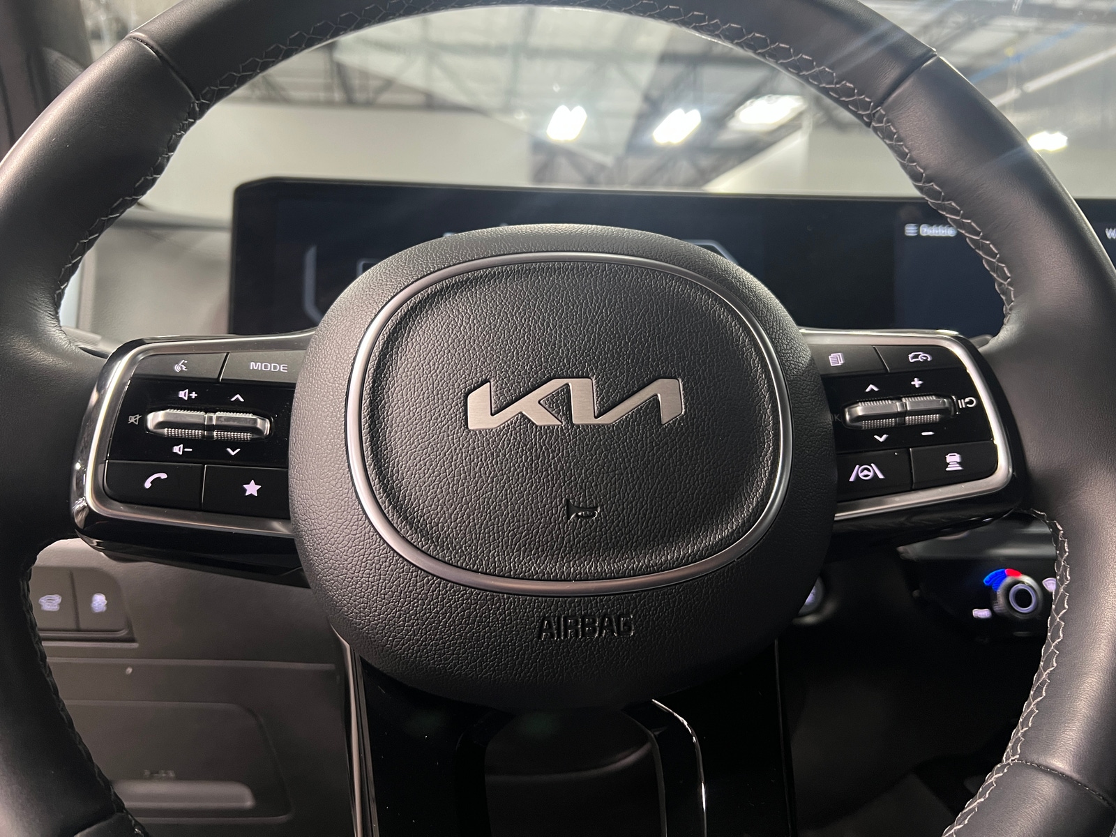 Thumbnail: 2025 Kia Sorento - 4